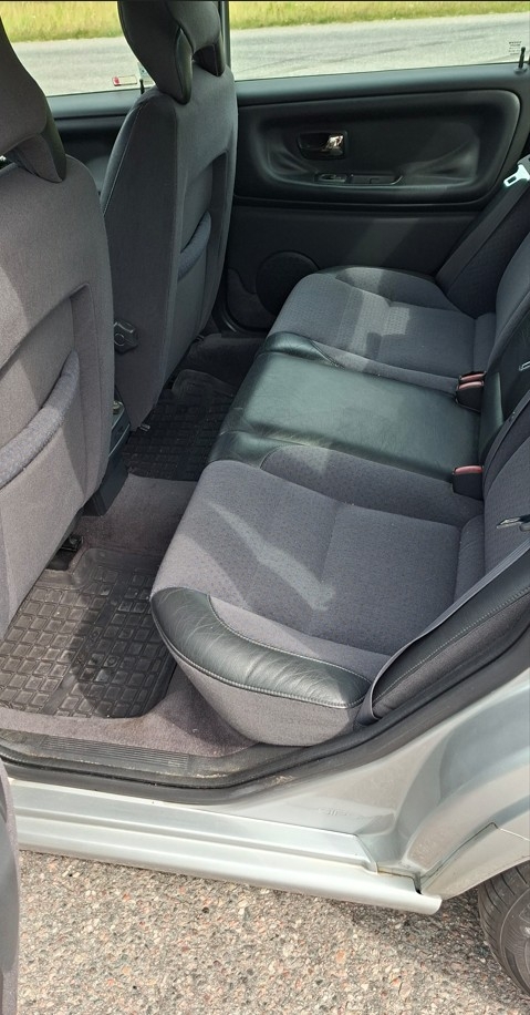 Volvo S70 2.5 10V Manuell 1998, bild 7/7