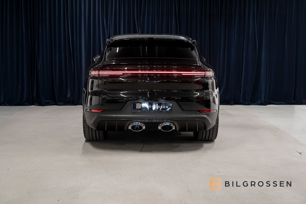 Porsche Cayenne Turbo E hybrid GT Paket 2026, bild 4/10