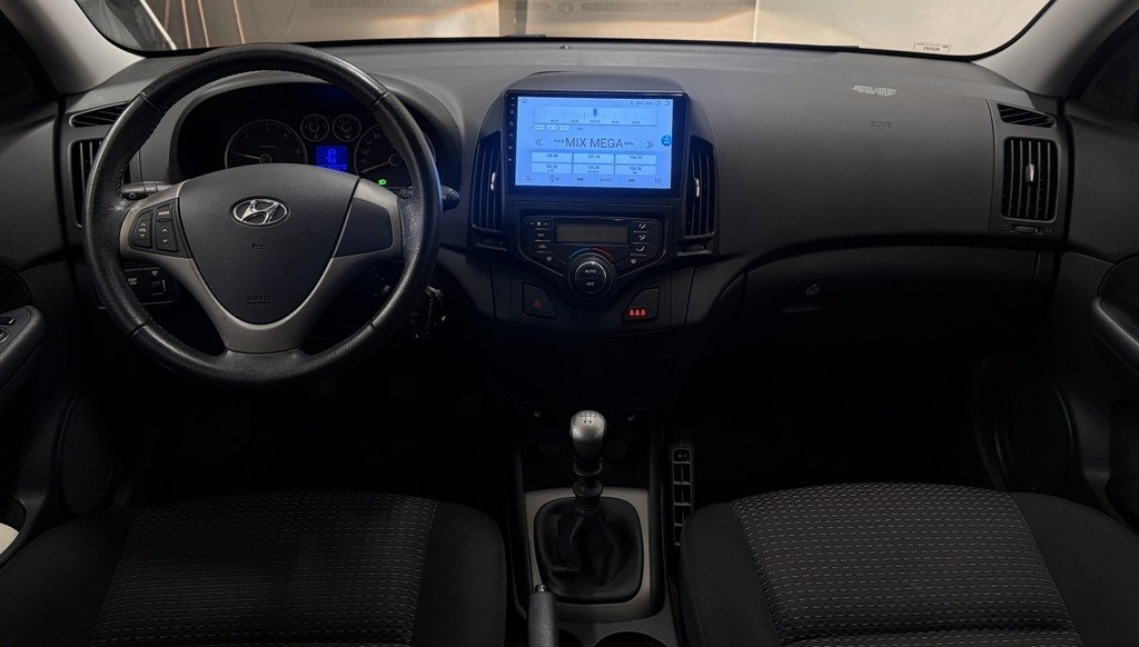 Hyundai i30 1.6 CRDi 1 Ägare 2009, bild 6/10