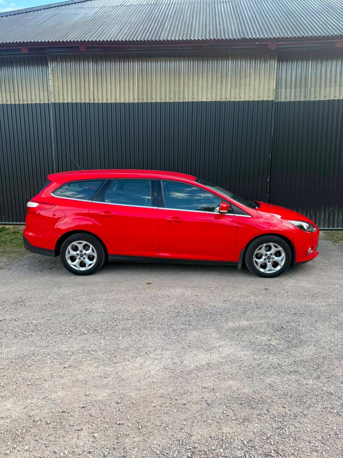 Ford Focus Kombi 1.0 EcoBoost Manuell 2014, bild 2/10