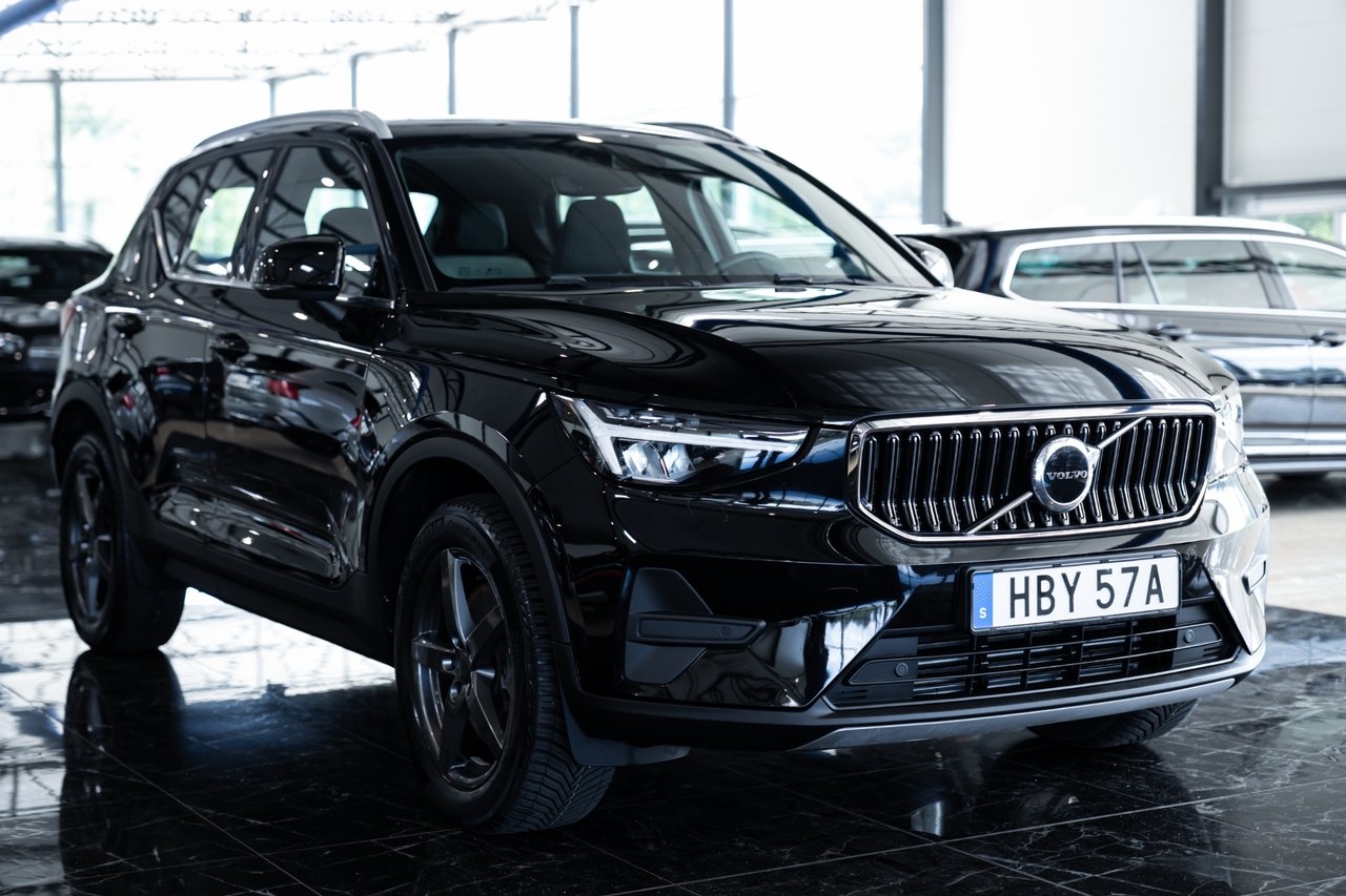 Volvo XC40 Recharge T4 DCT Core Bright 2023, bild 3/10