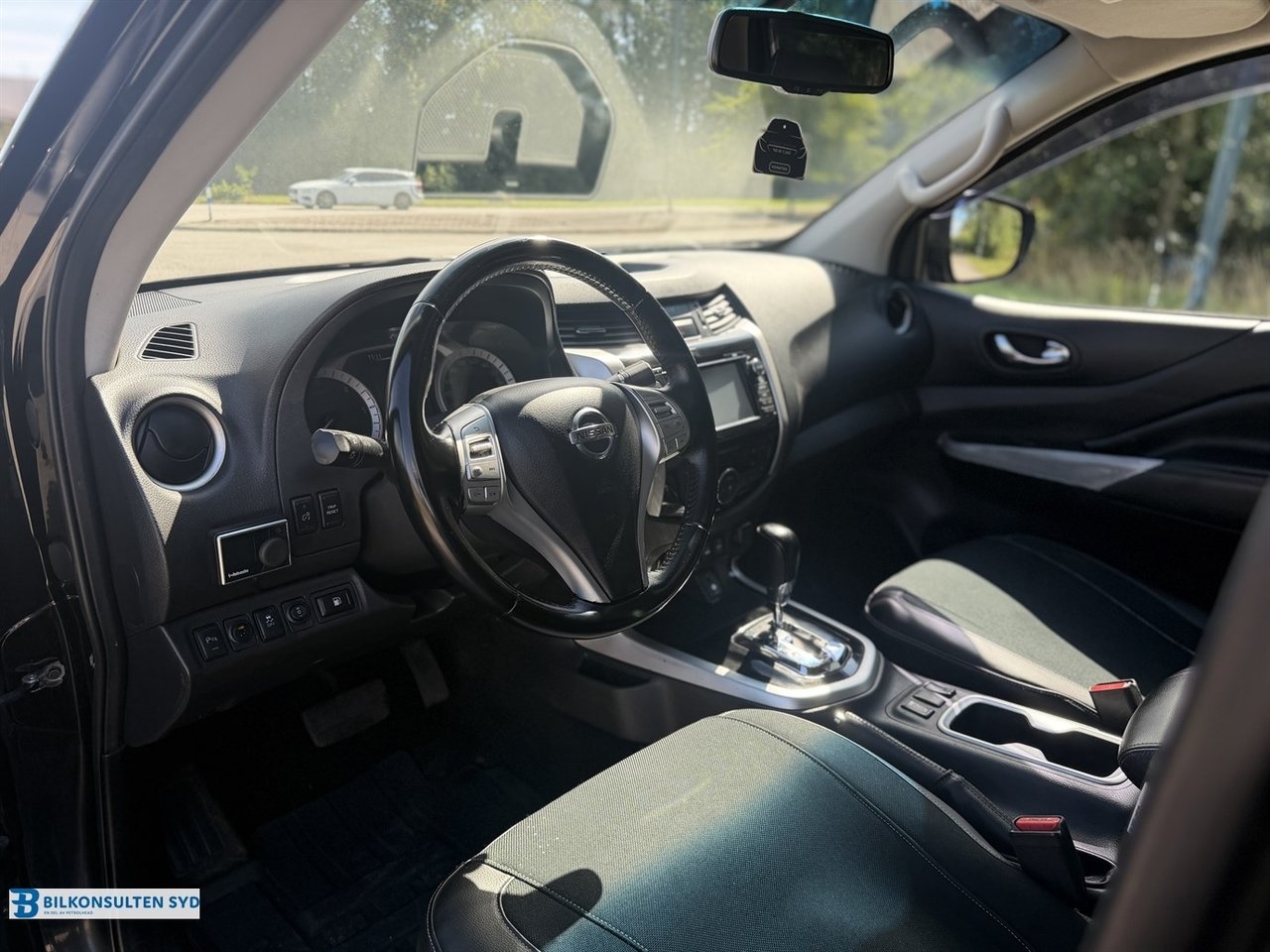 Nissan Navara 2018, bild 6/10