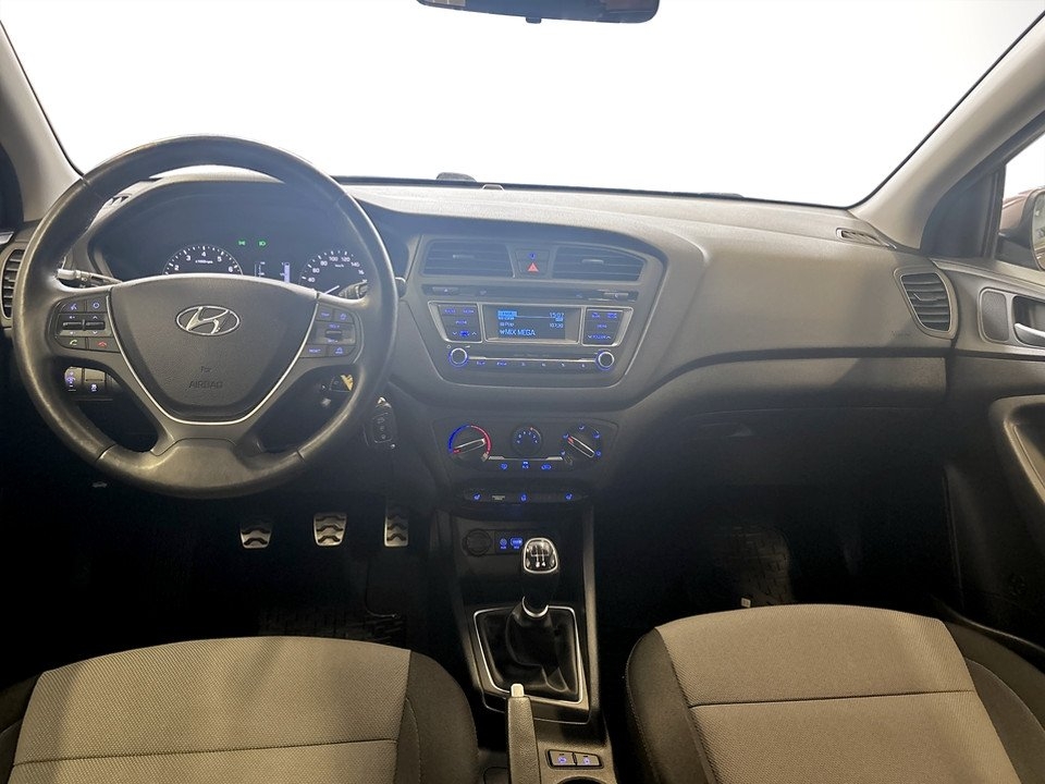 Hyundai i20 2017, bild 6/10