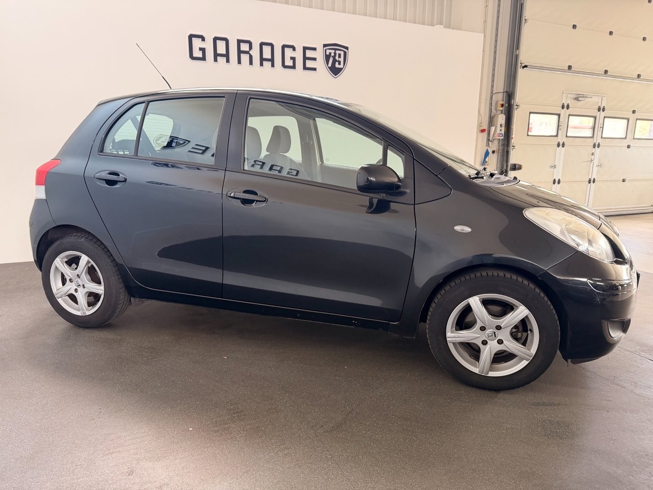 Toyota Yaris 2009, bild 5/10