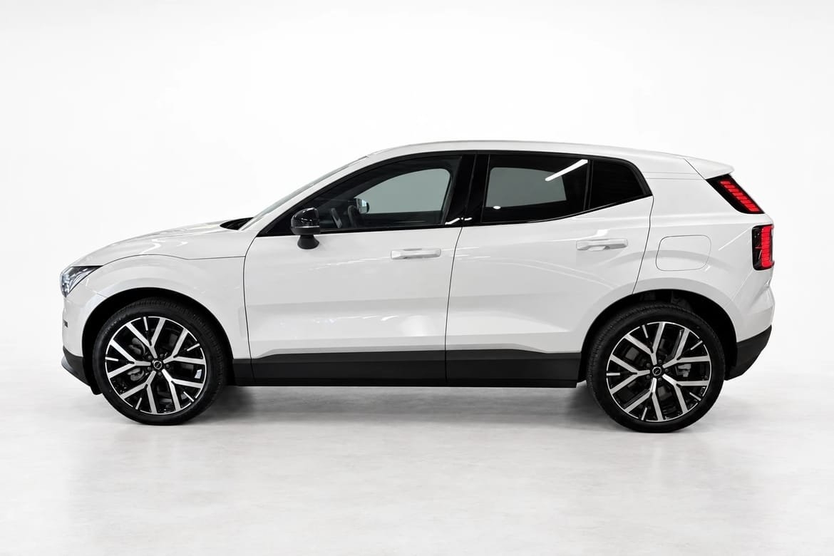 Volvo EX30 Twin Motor Performance Plus 2026, kuva 2/17