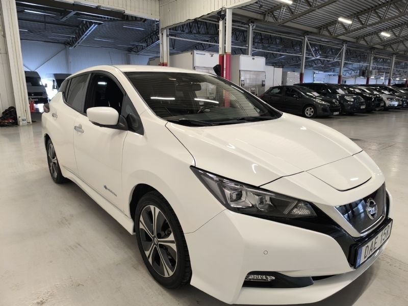 Nissan Leaf Accenta 40kwh Automat 2019, bild 3/10