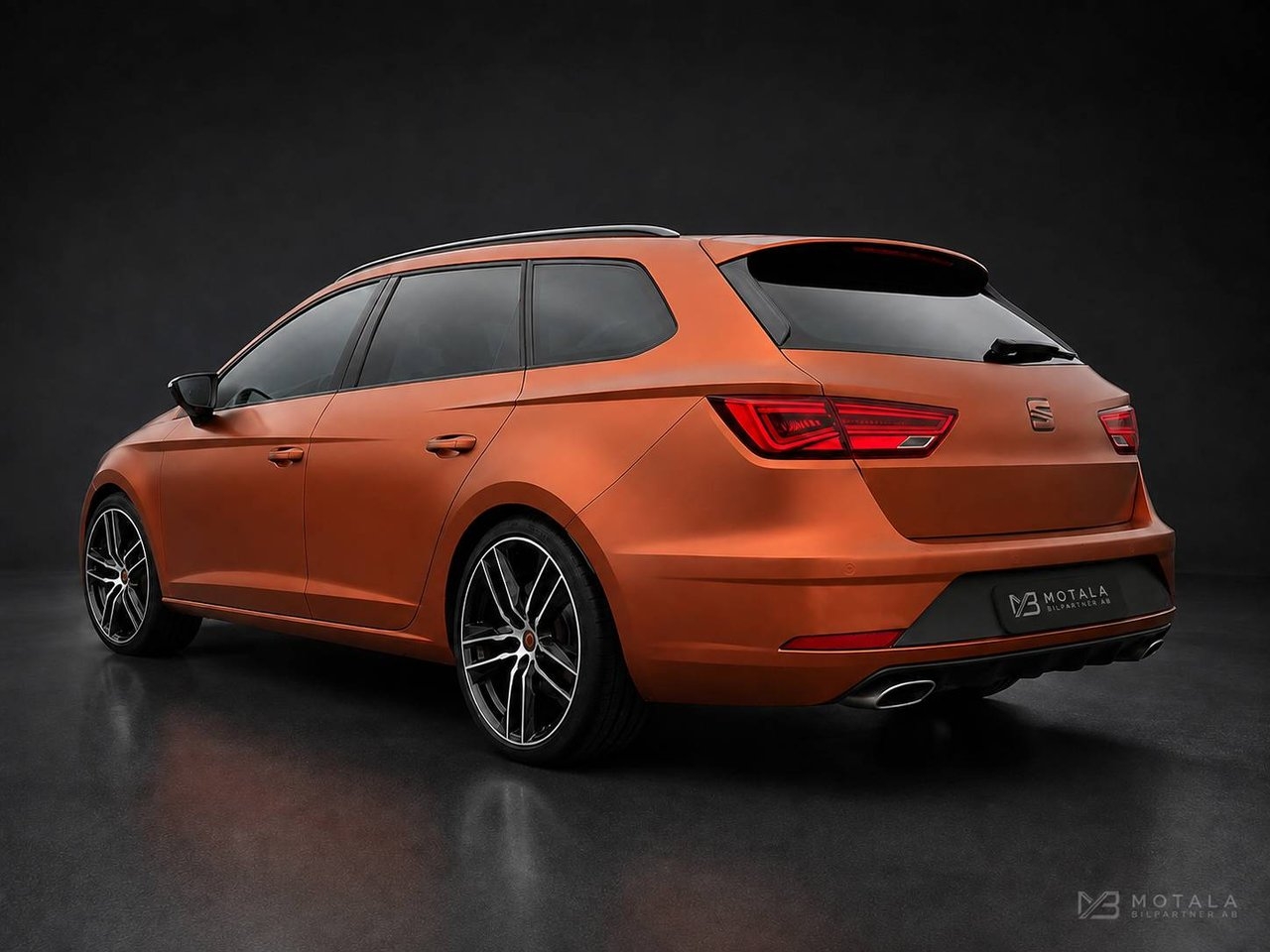 Seat Leon Cupra 2.0 TSI 4DRIVE 2020, photo 3/17