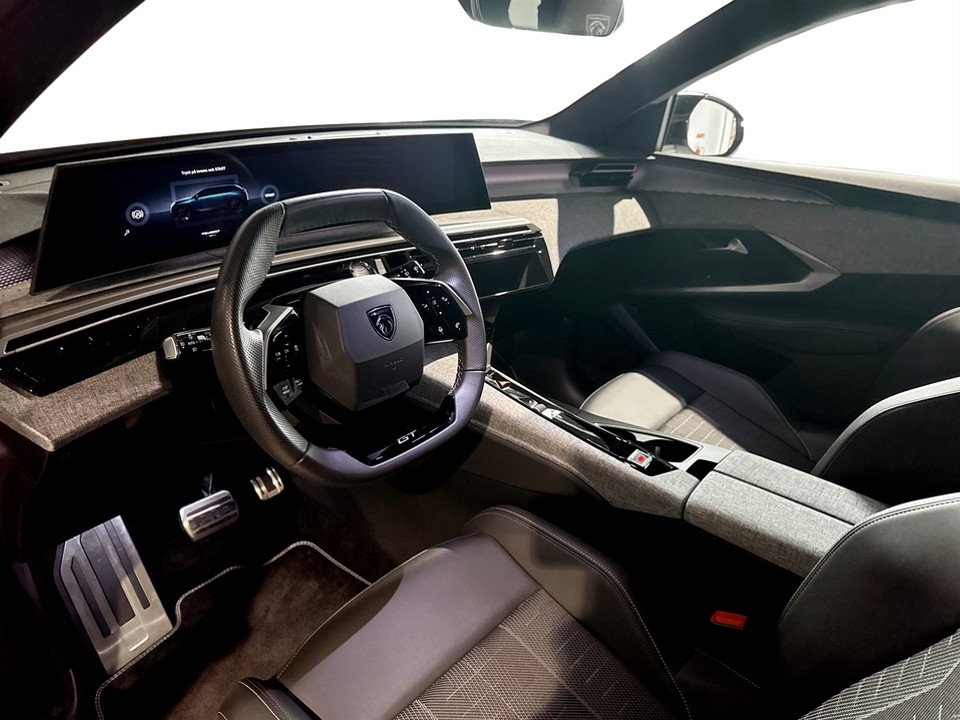 Peugeot 5008 GT Hybrid 145hk Aut 7-SITS 2025, bild 4/10