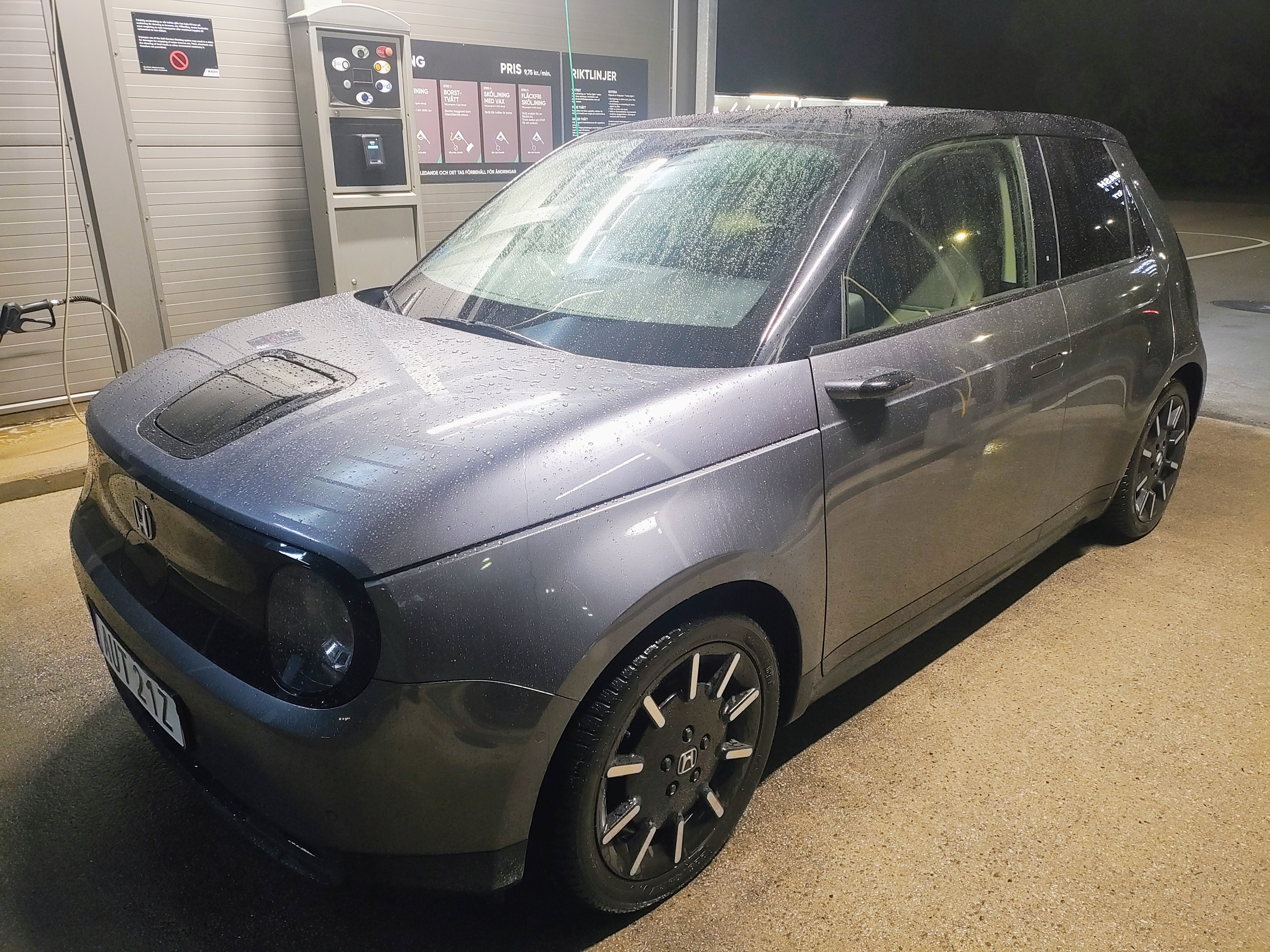 Honda e