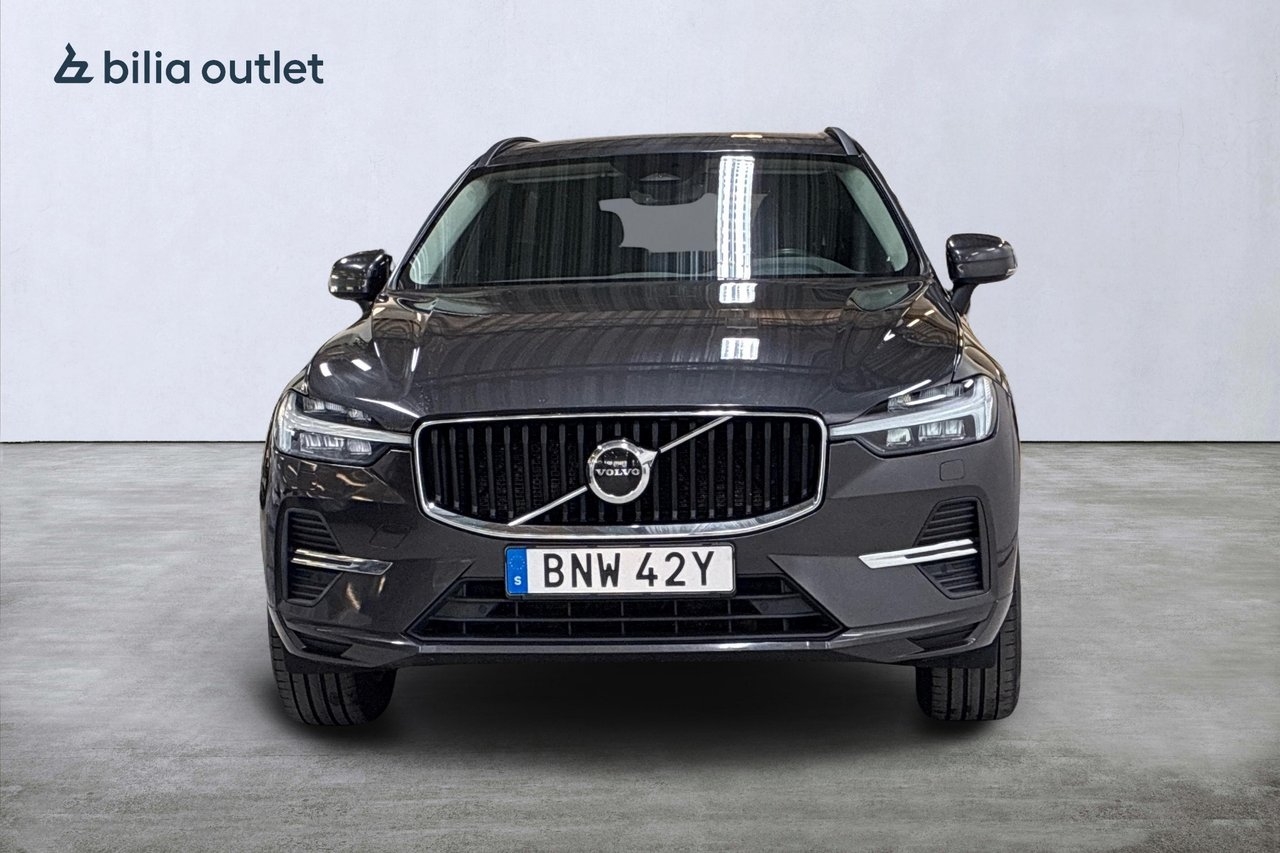 Volvo XC60 2022, photo 3/10