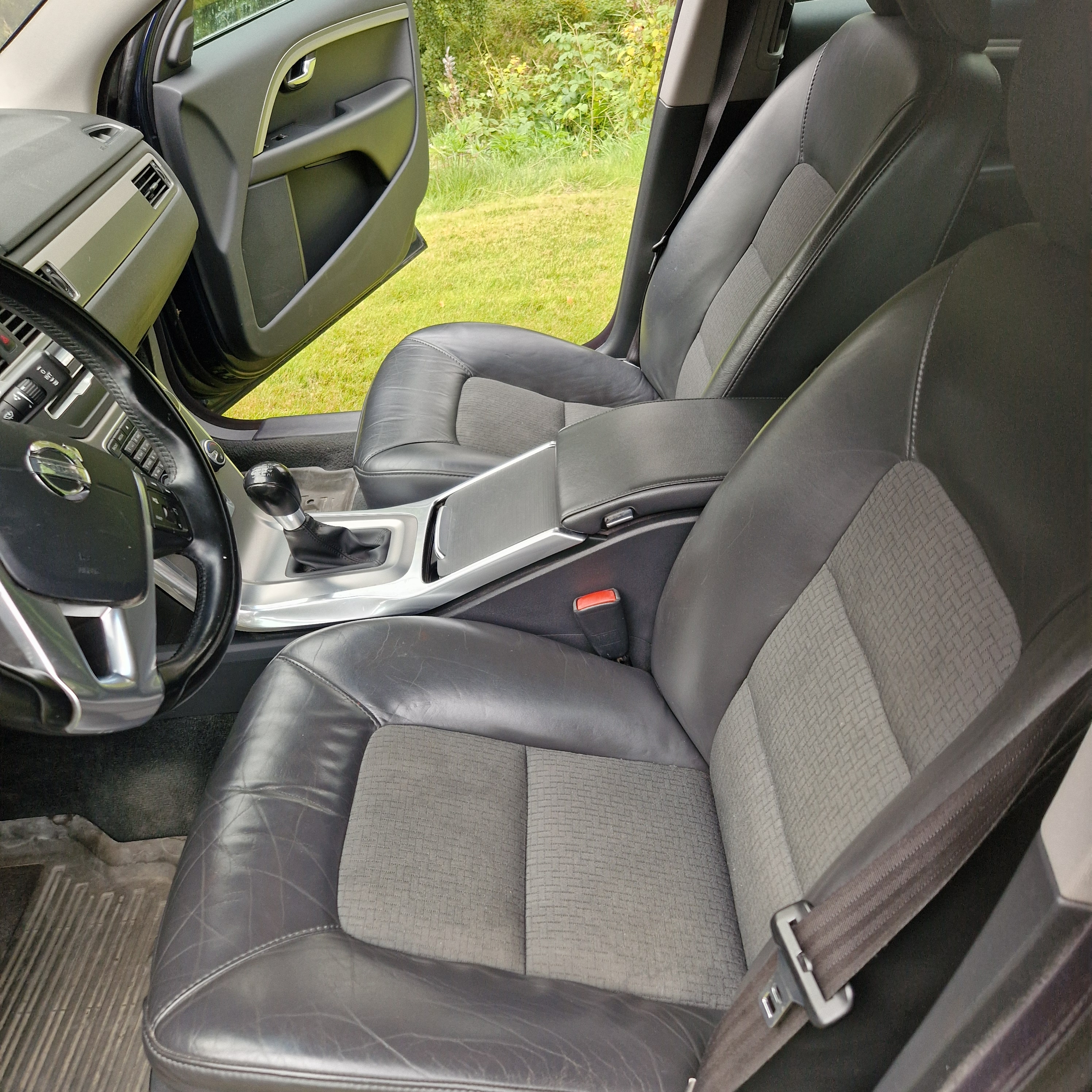 Volvo V70 D4 Manuell 2013, bild 3/10