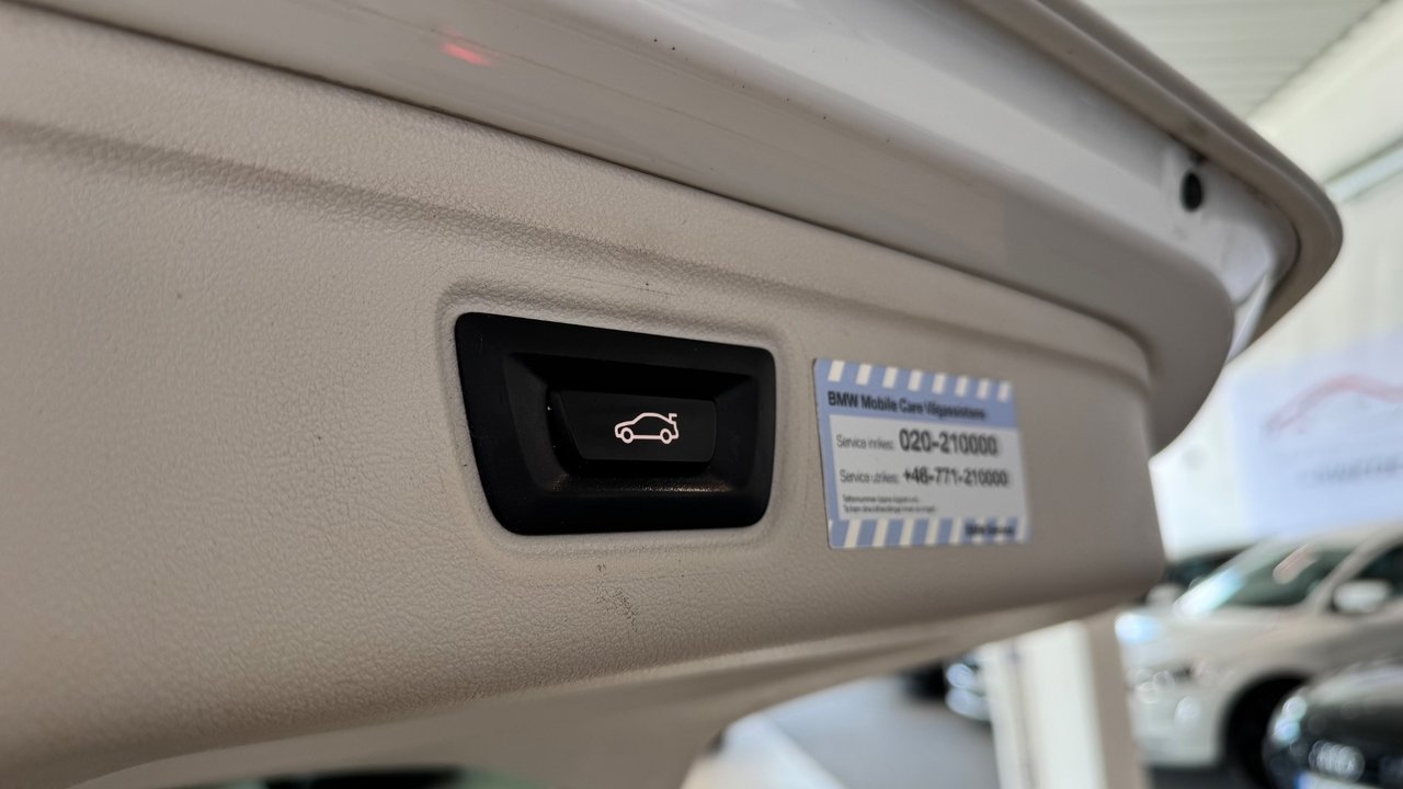 BMW 320 d xDrive Touring Sportline 2021, photo 7/10