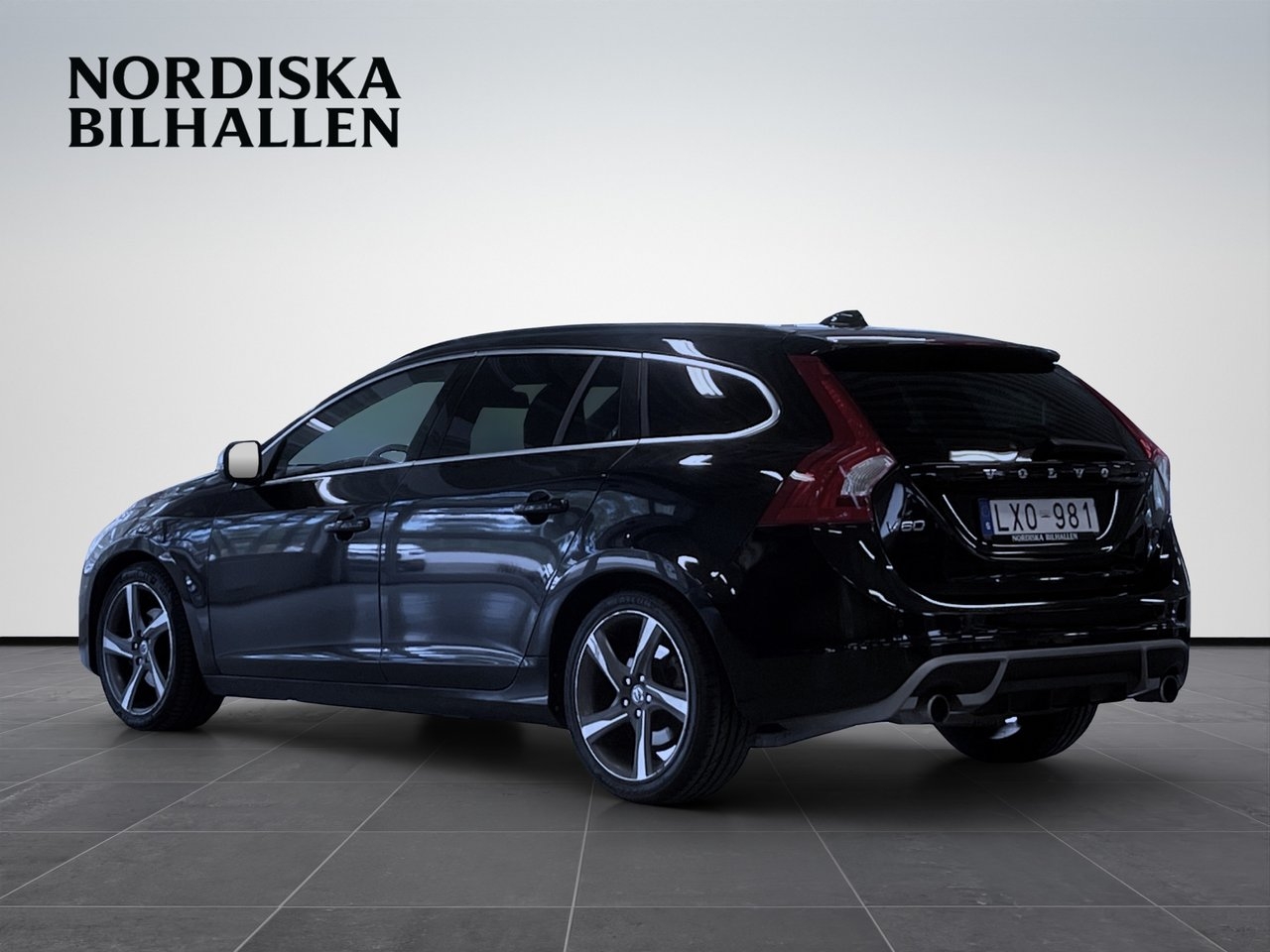 Volvo V60 D3 Geartronic R-Design 2012, bild 5/10