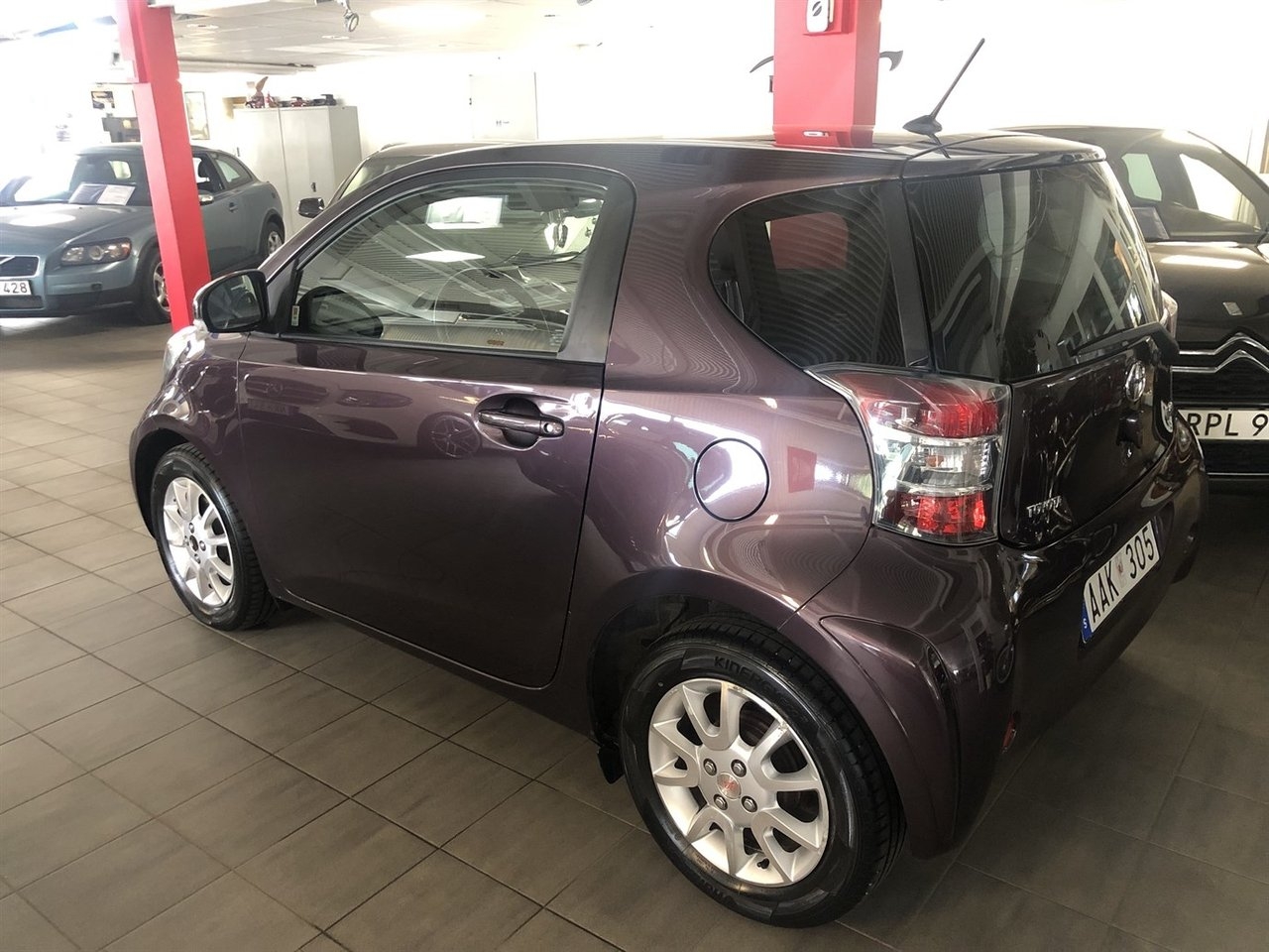 Toyota IQ 1.0 68hk, Automat 2009, bild 2/5