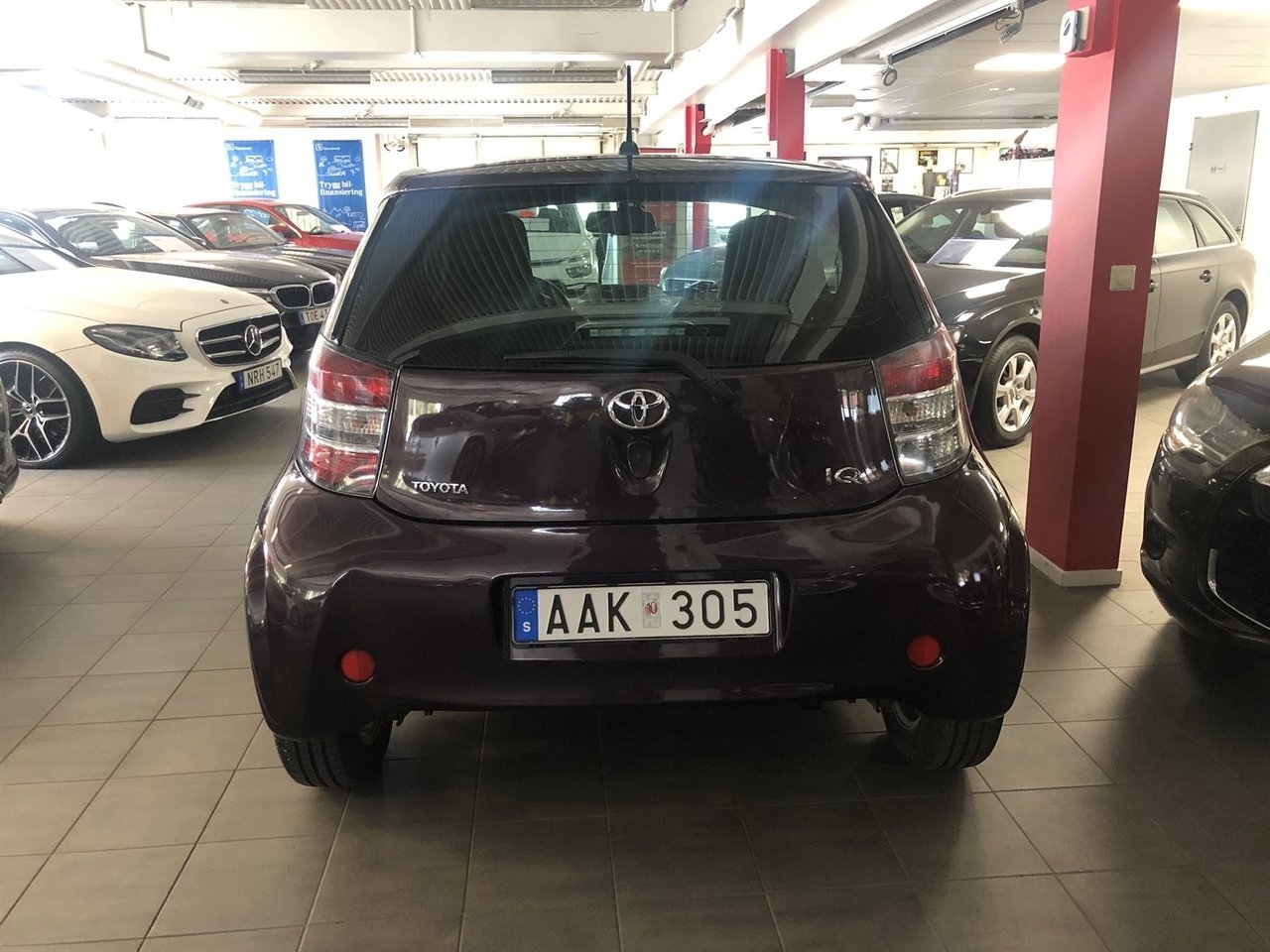 Toyota IQ 1.0 68hk, Automat 2009, bild 3/5
