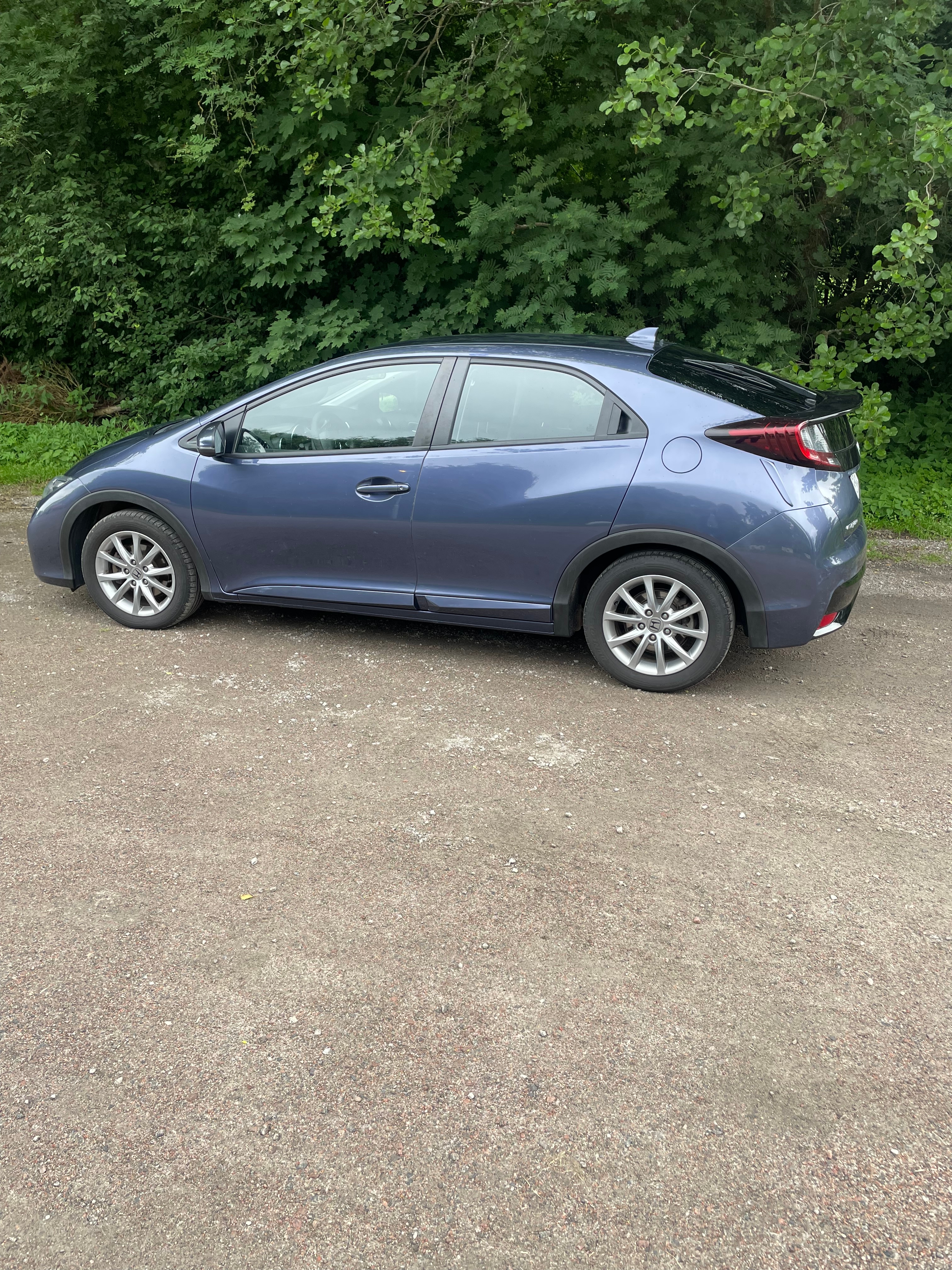 Honda Civic 1.3 i-VTEC Manuell 2015, bild 4/8