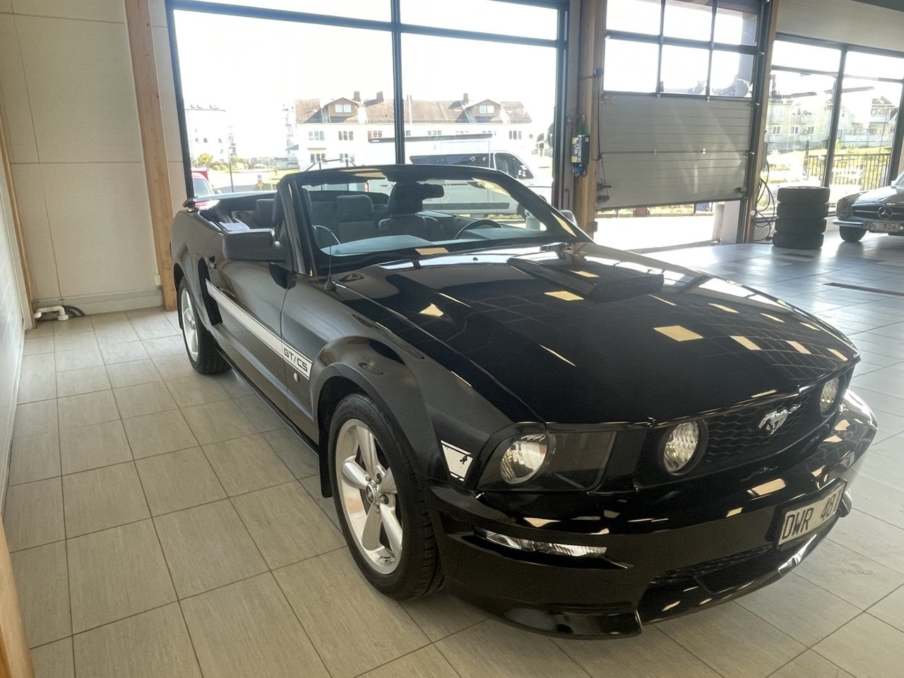 Ford Mustang GT Convertible 2009, bild 4/10