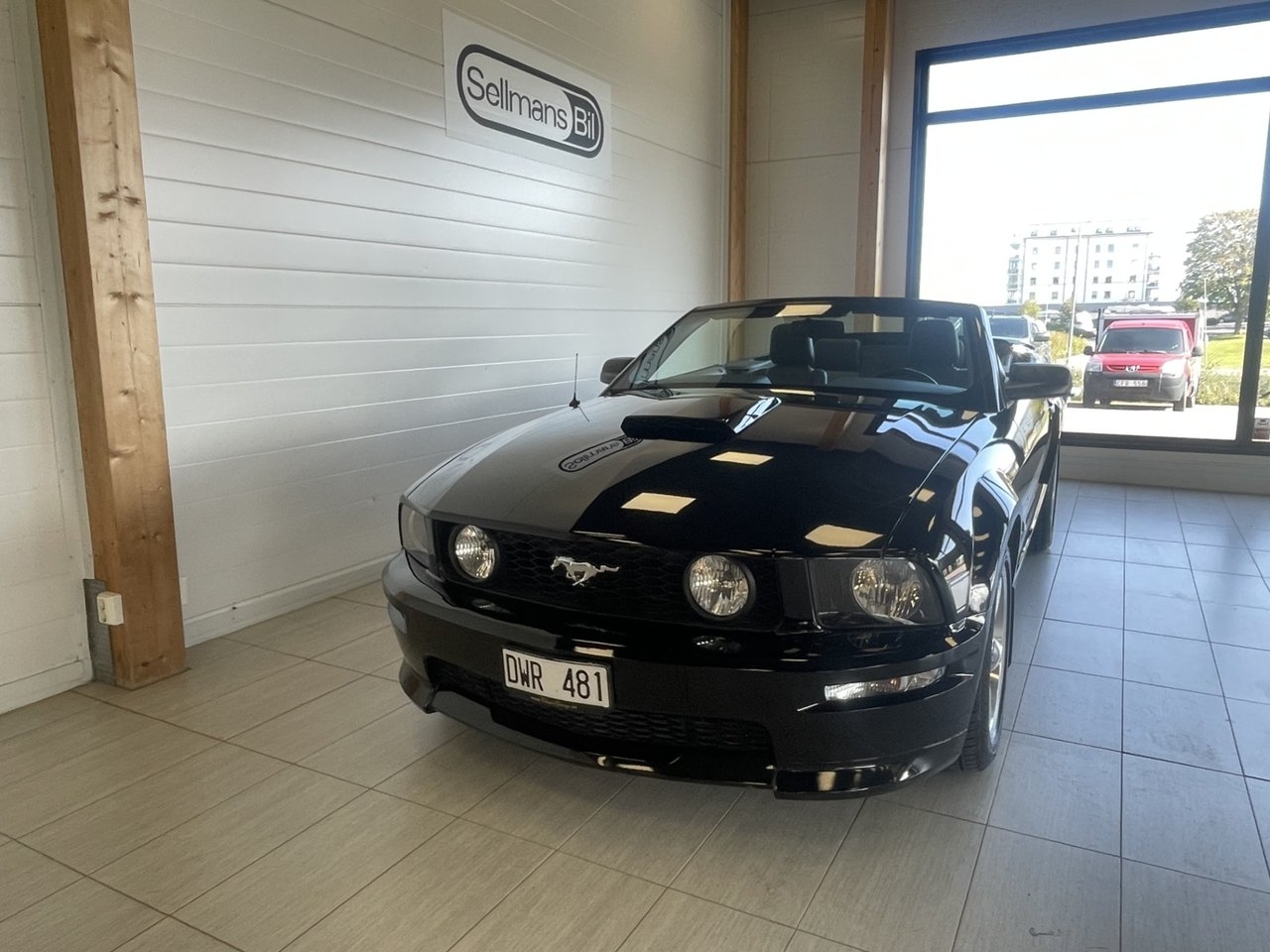 Ford Mustang GT Convertible 2009, bild 3/10