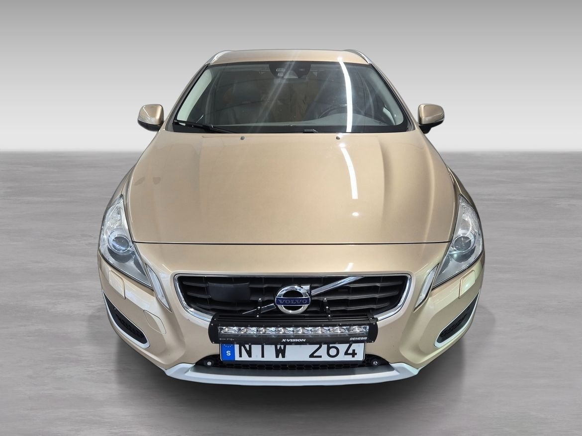 Volvo V60 D5 Summum manuell 2012, photo 2/6