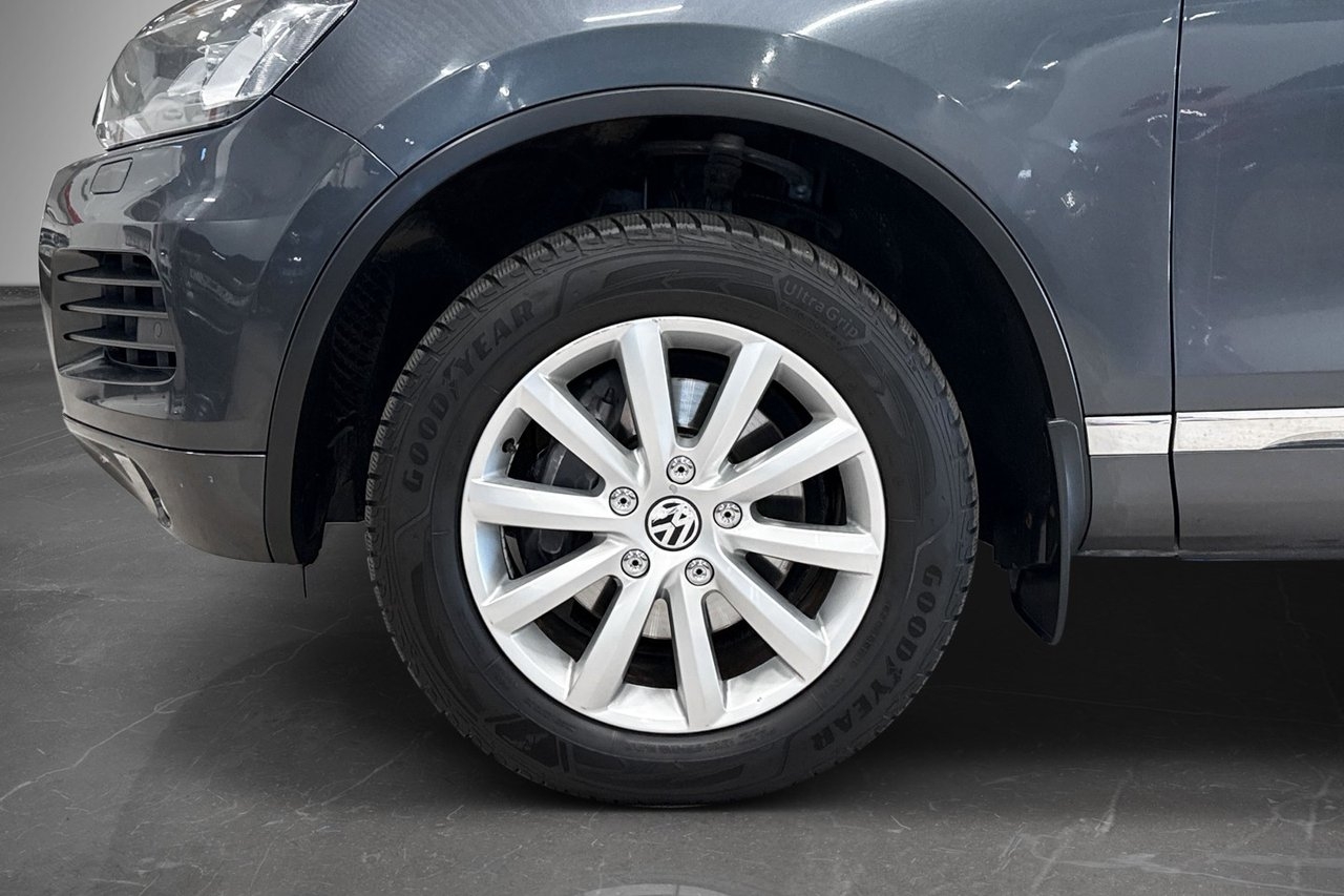 Volkswagen Touareg 2011, bild 2/10