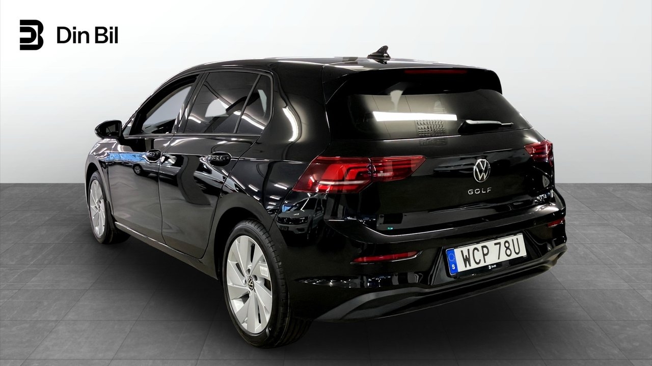 Volkswagen Golf 1.5 eTSI 150HK DSG 2026, photo 3/12