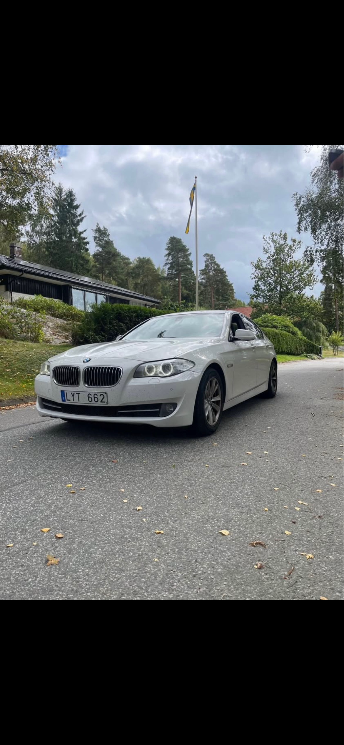 BMW 520 d Sedan Steptronic 2012, bild 2/6