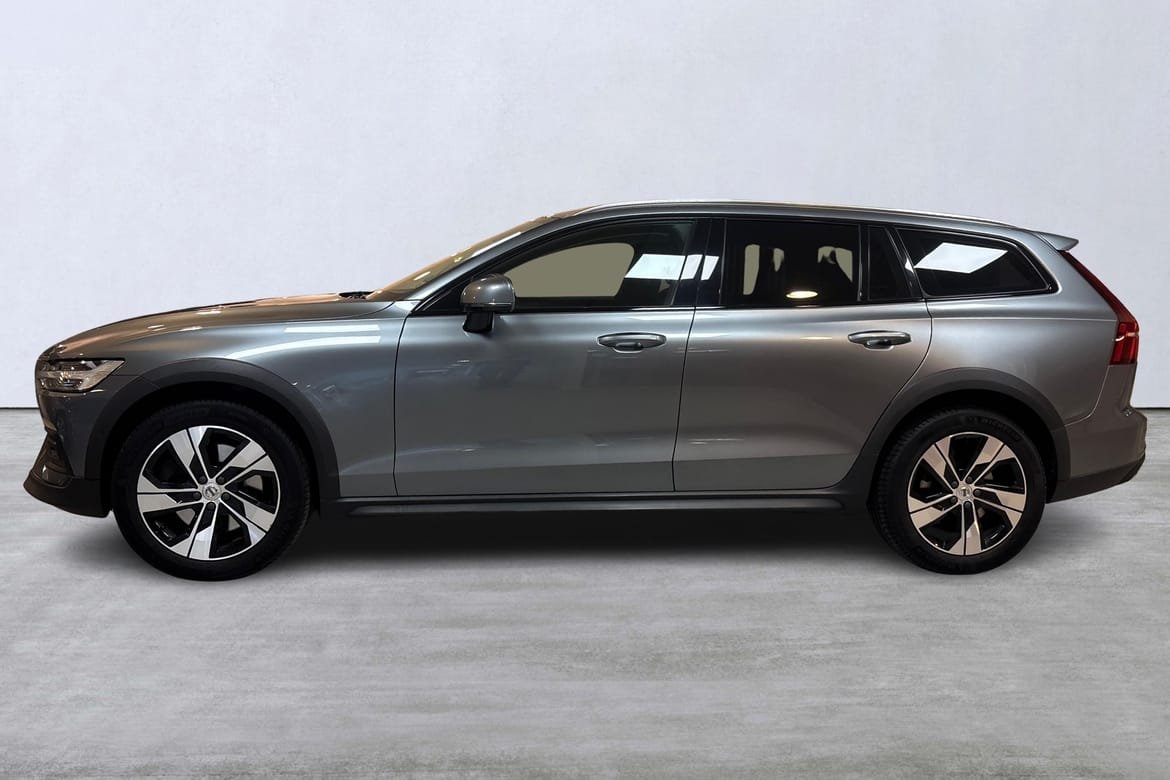 Volvo V60 Cross Country 2019, bild 2/10