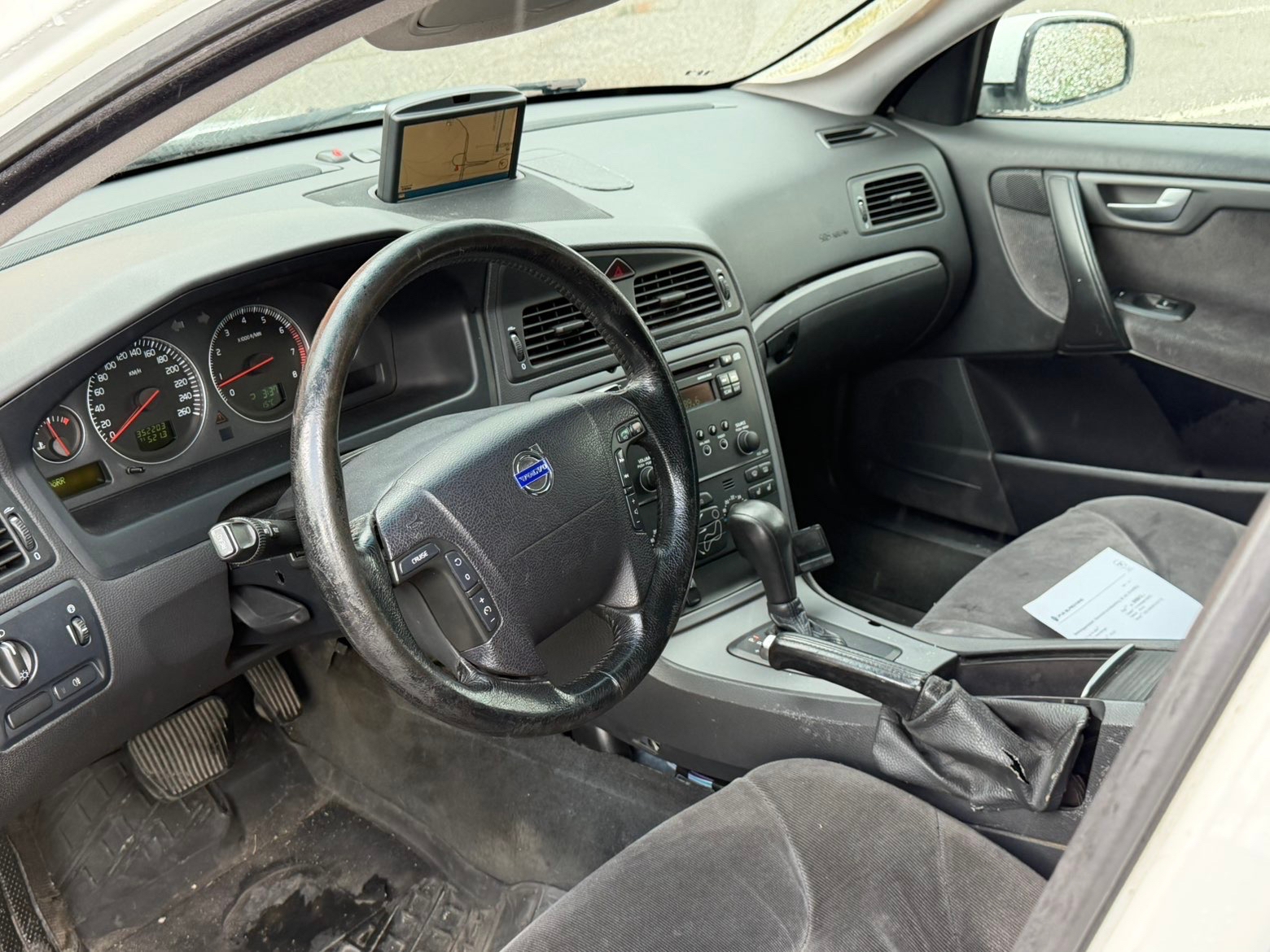 Volvo V70 2.5T Automatisk Polisbil 2006, bild 5/5