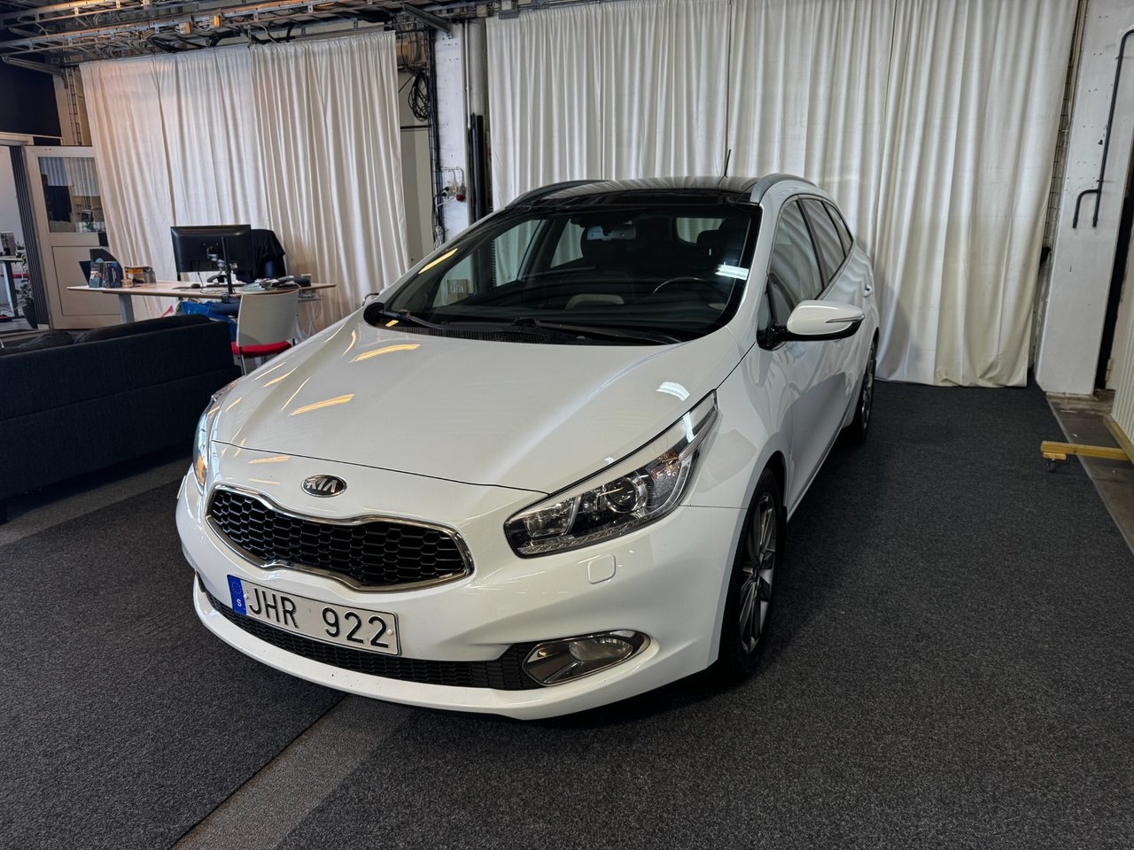 Kia Ceed 1,6 2014, bild 4/10