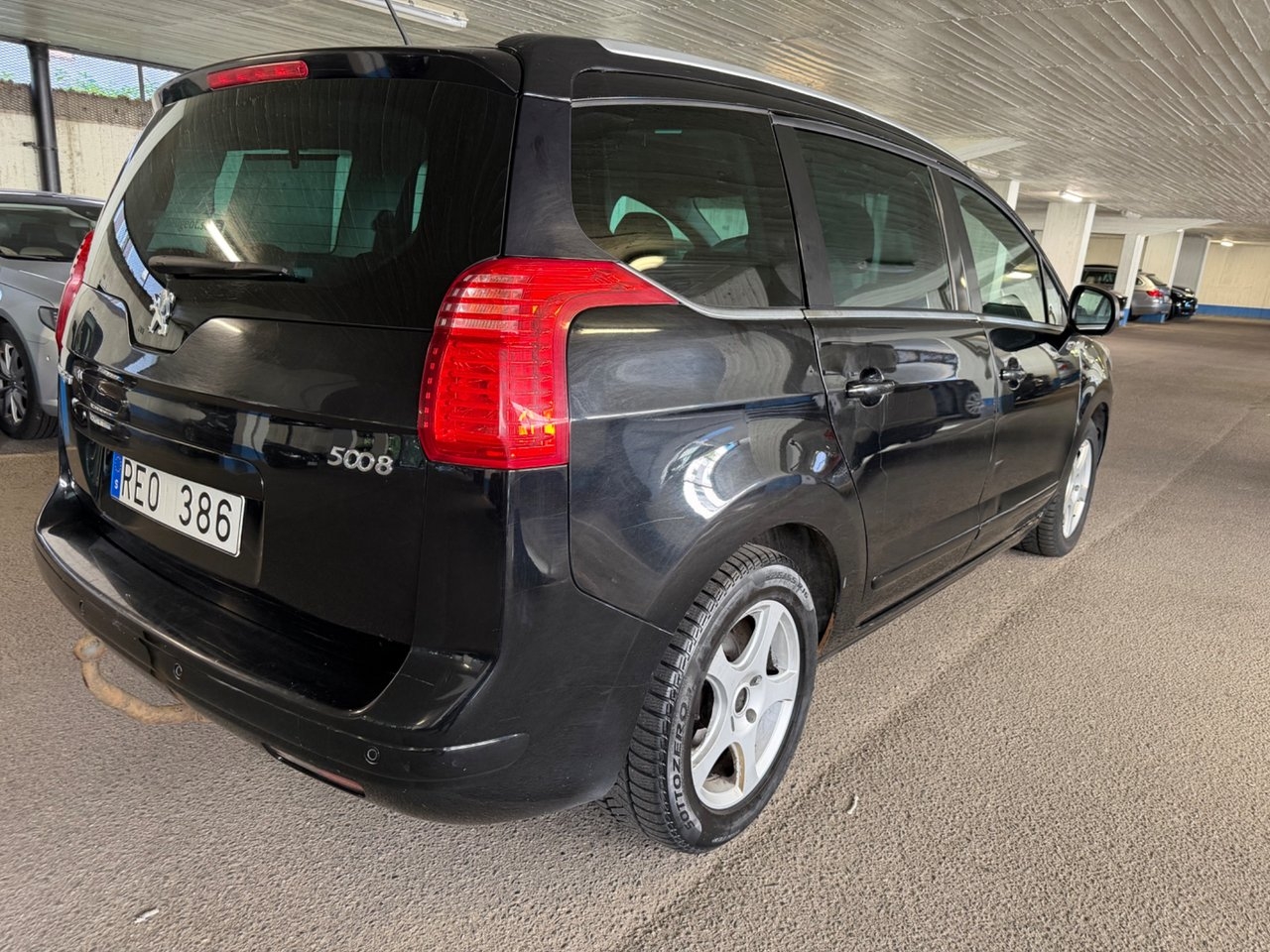 Peugeot 5008 1.6 HDi FAP Allure Euro 4 2010, bild 5/10