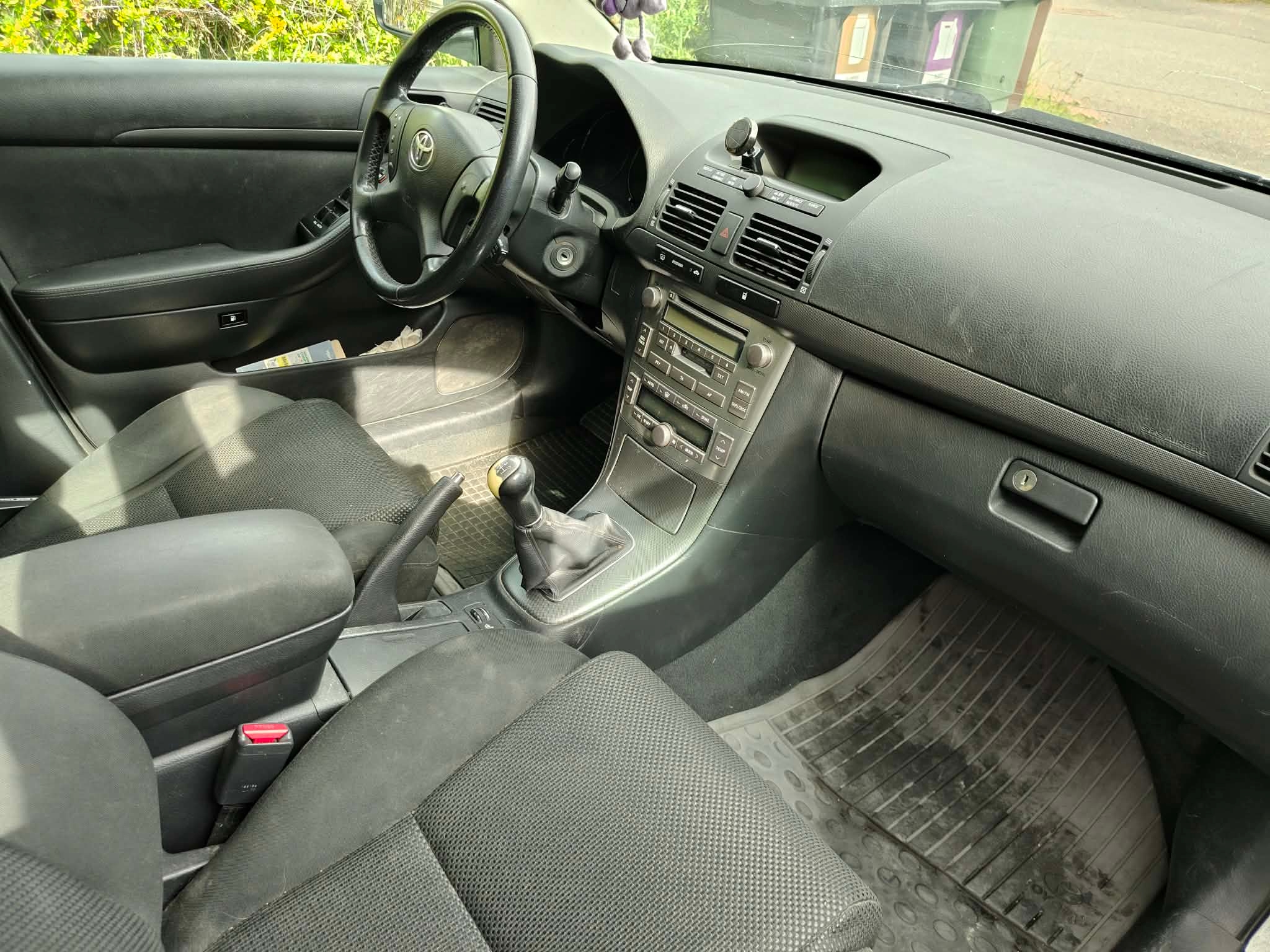 Toyota Avensis 2006, bild 7/8