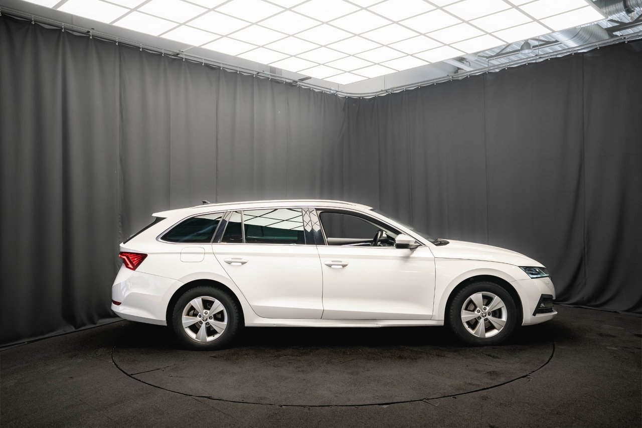 Skoda Octavia TDI STYLE D-VÄRMARE DRAG 2022, kuva 4/10