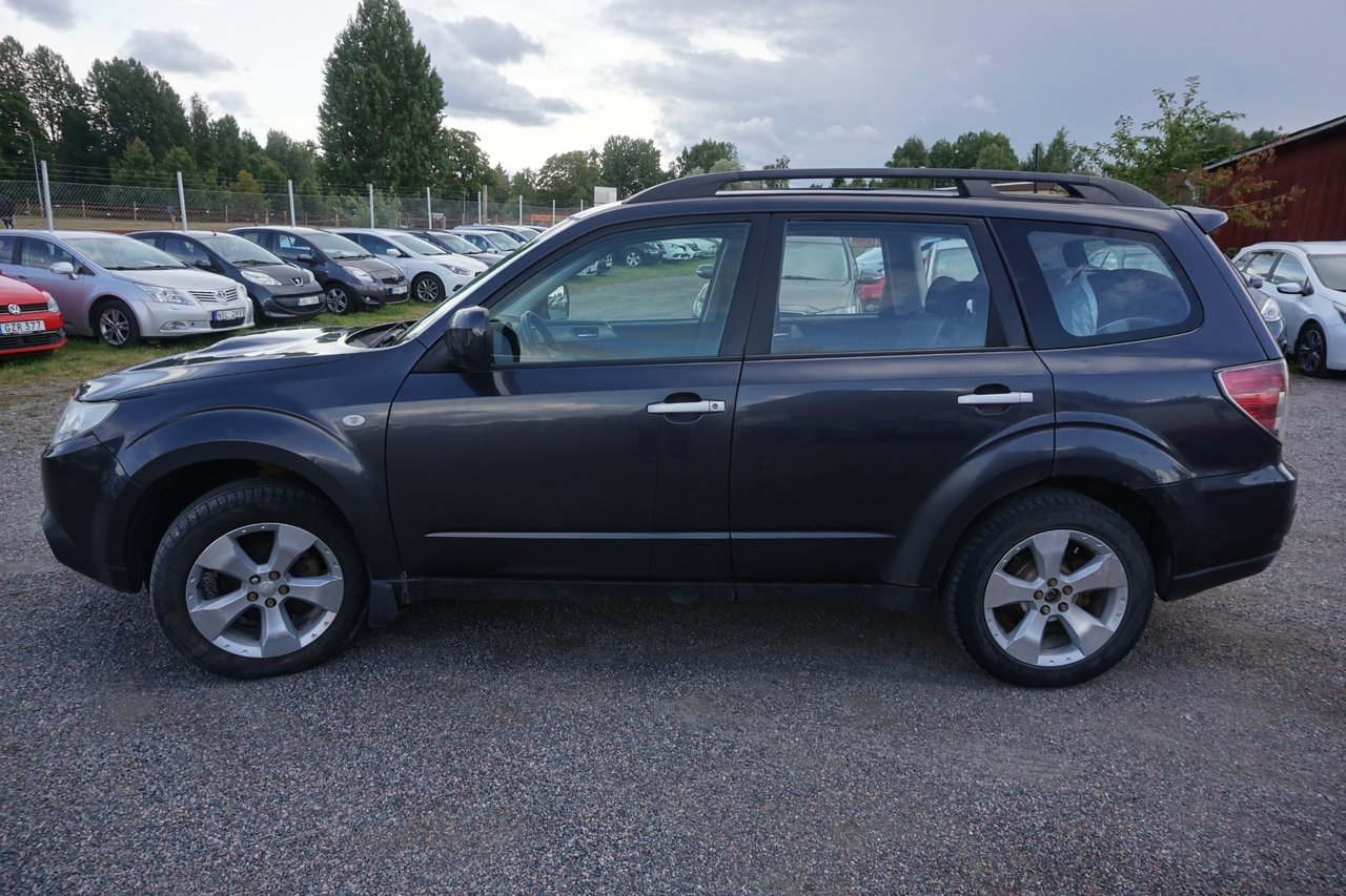 Subaru Forester 2.0 4WD Drag Rep-Objekt 2010, bild 4/8
