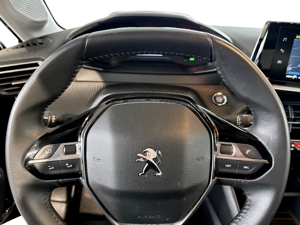 Peugeot e-208 2022, bild 7/10