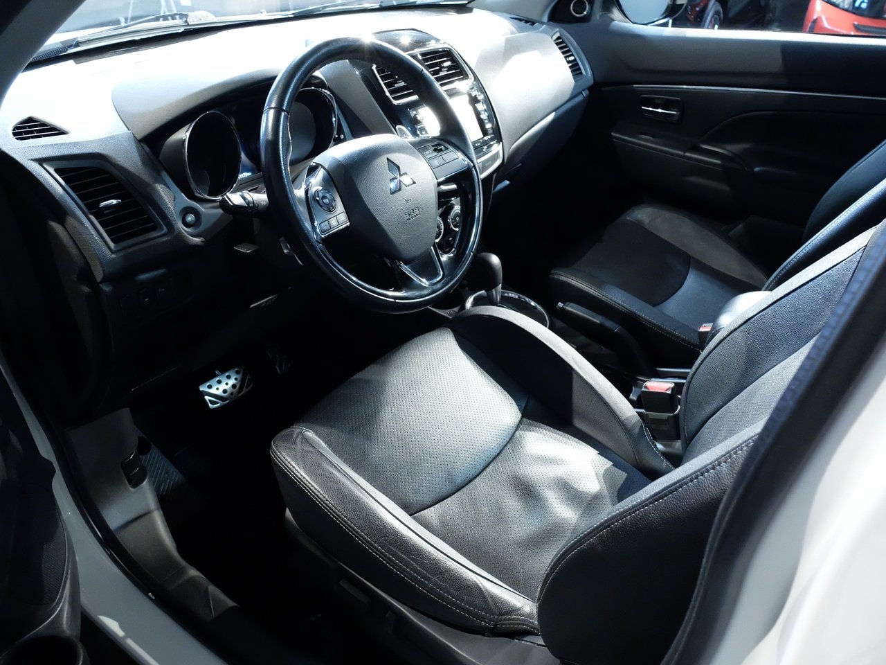 Mitsubishi ASX 2,2D AUT 4WD Business NAV 2017, bild 6/8