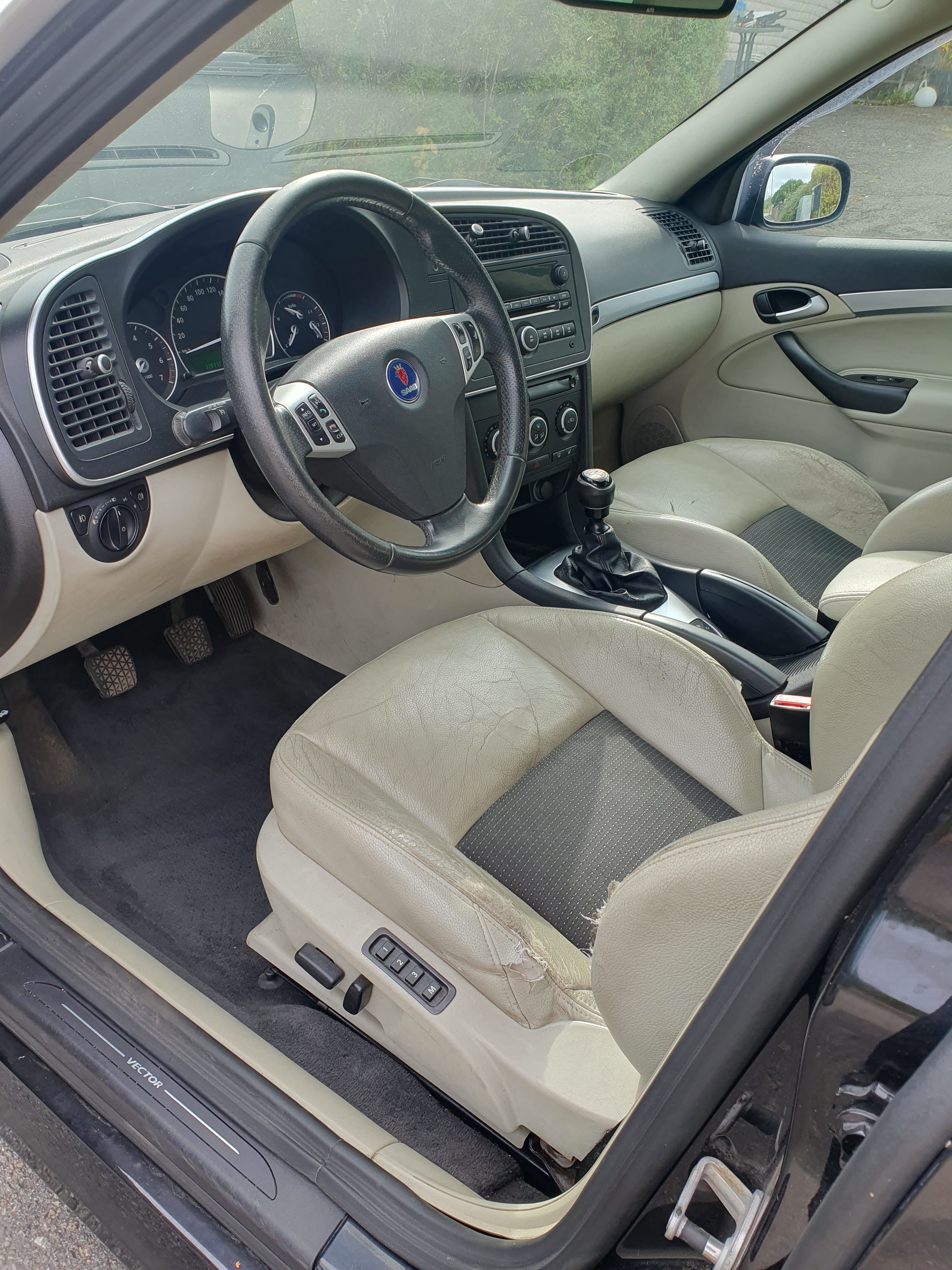 Saab 9-3 SportCombi 2.0 T Manuell 2007, bild 7/10