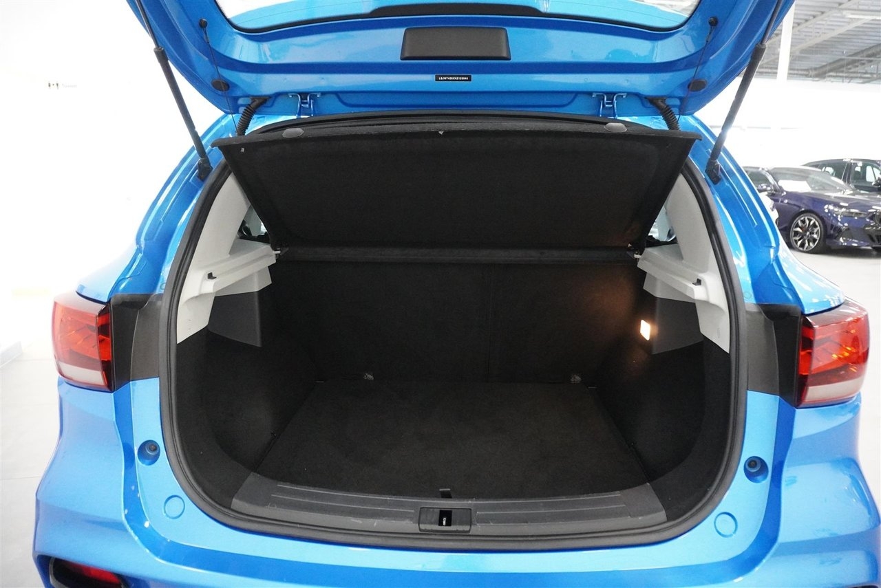 MG ZS Luxury Pano 2022, bild 4/10