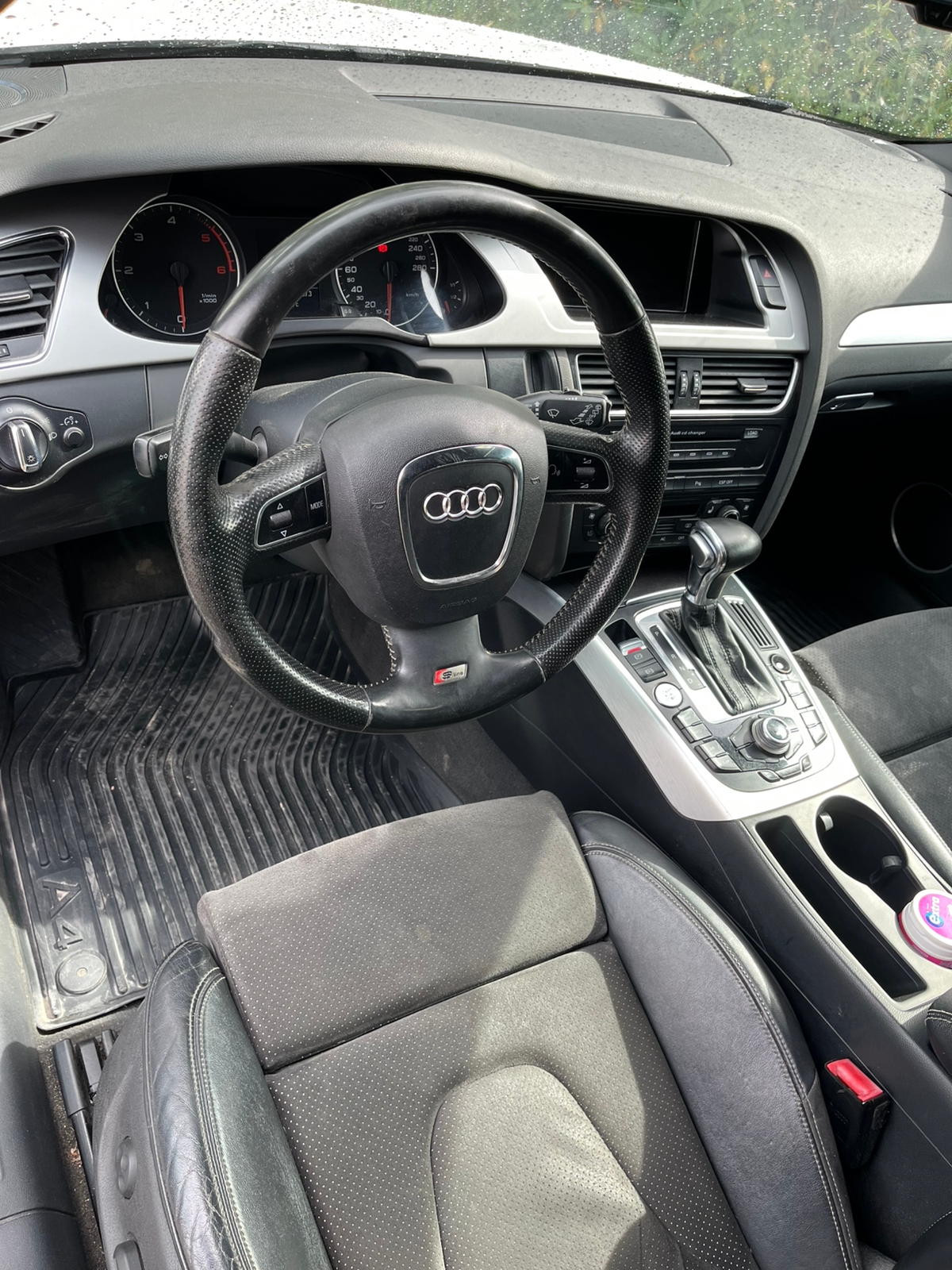 Audi A4 2009, bild 7/9
