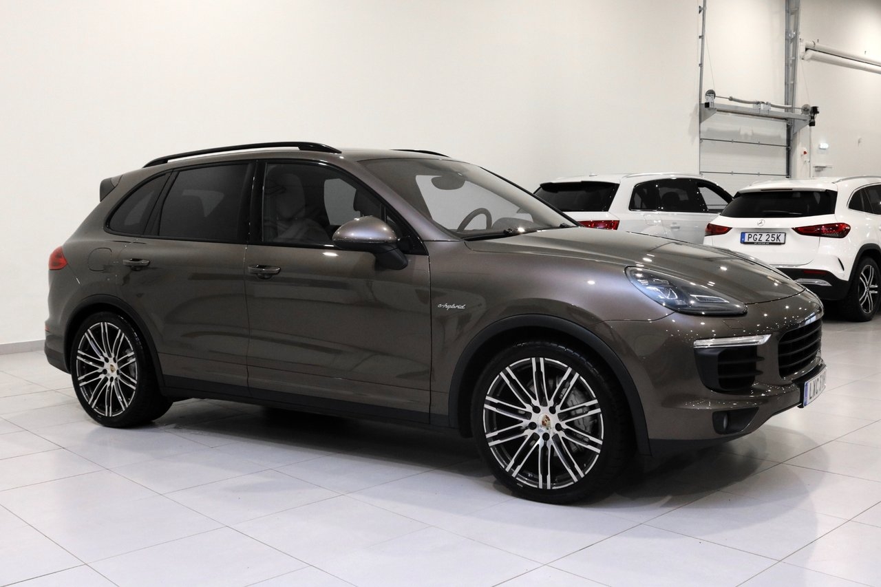 Porsche Cayenne S E-Hybrid TipTronic S 2016, bild 2/10