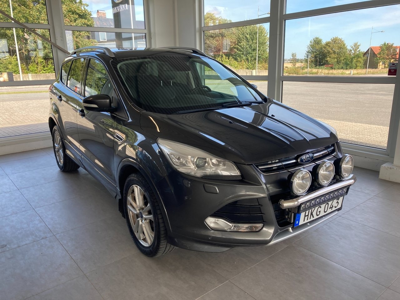 Ford Kuga 2016, bild 2/8