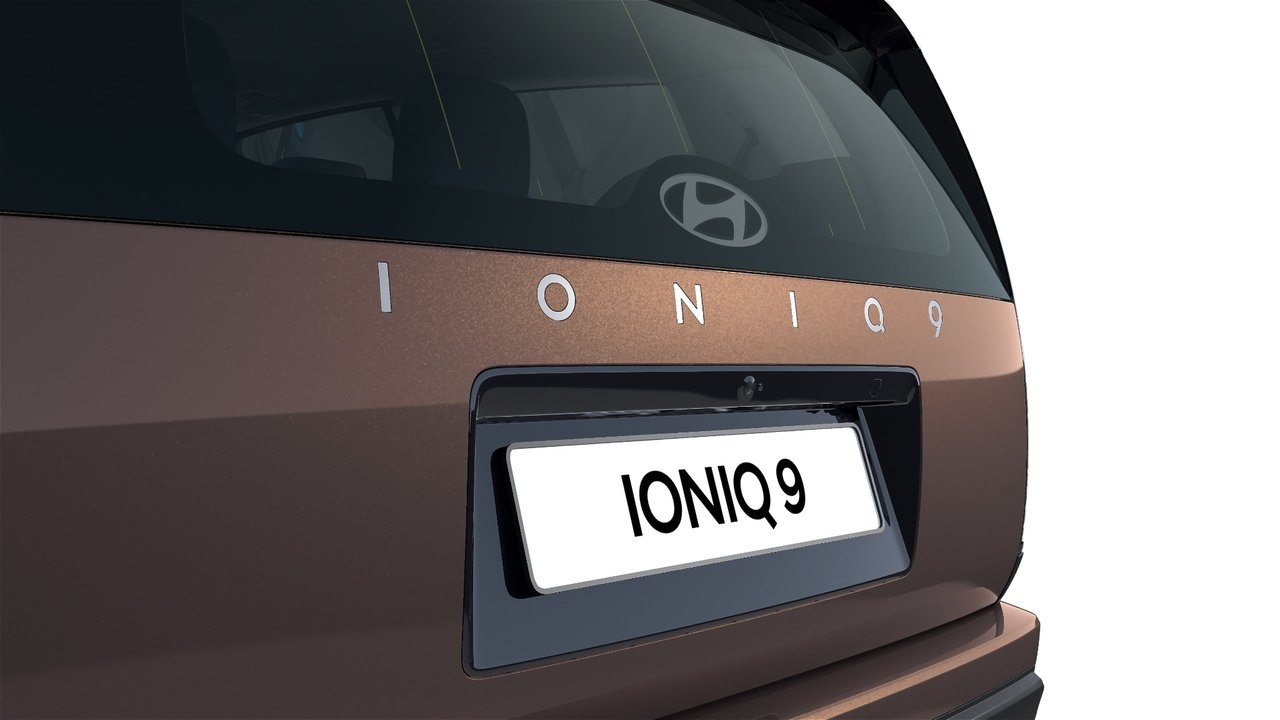 Hyundai Ioniq 9 Essential RWD 110kWh 2027, bild 7/8
