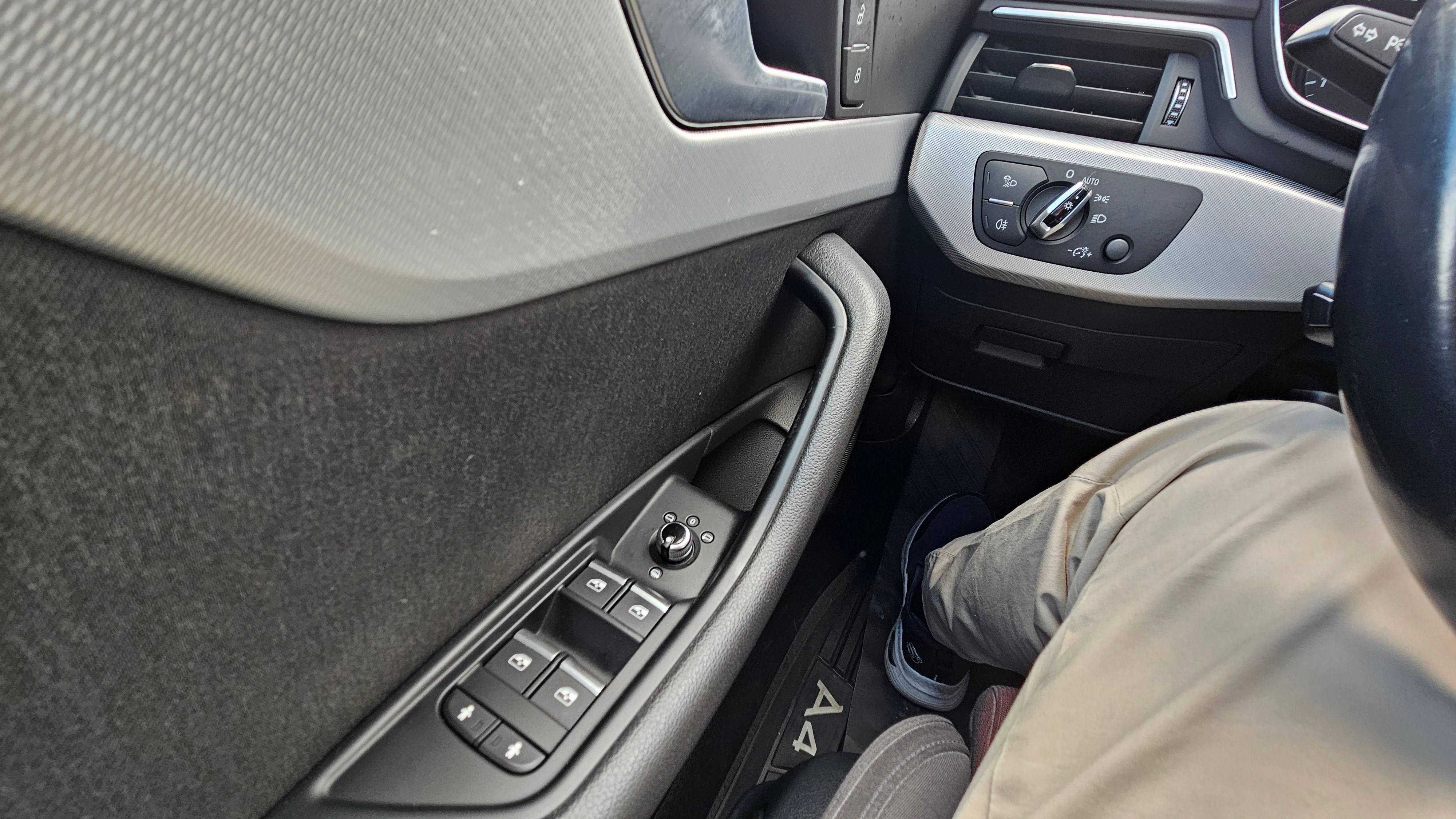 Audi A4 Avant 2.0 TDI S Tronic 2017, bild 6/10