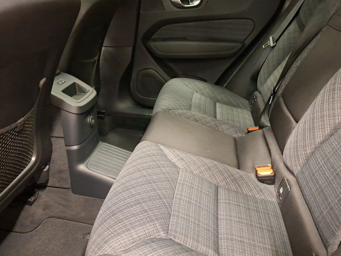 Volvo XC60 Recharge T6 II Core Edition 2024, bild 6/15