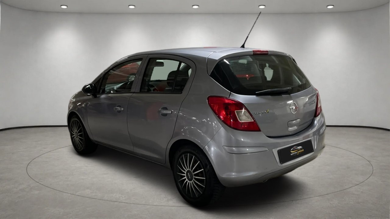 Opel Corsa 2010, bild 7/17