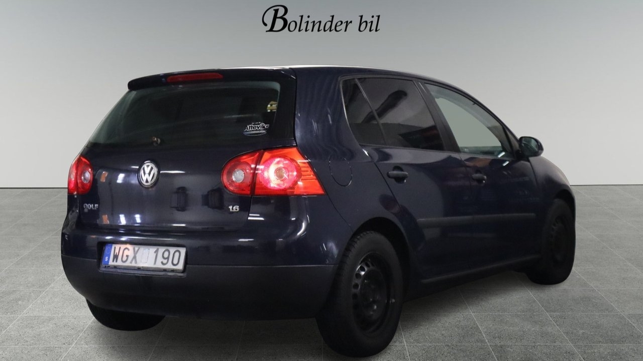 Volkswagen Golf 2005, kuva 6/10