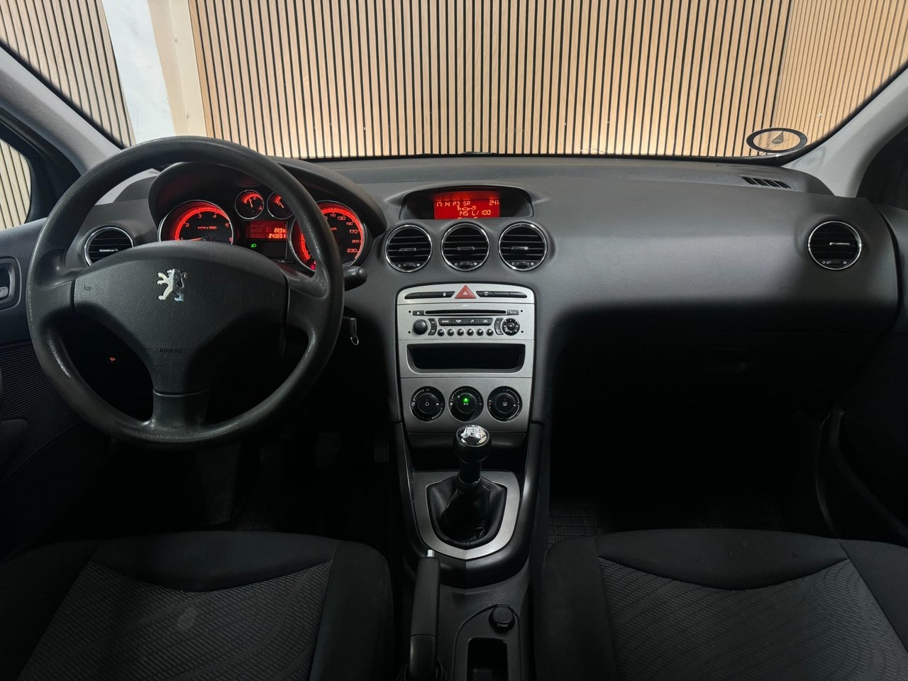Peugeot 308 SW 2.0 Bioflex 2009, bild 7/10