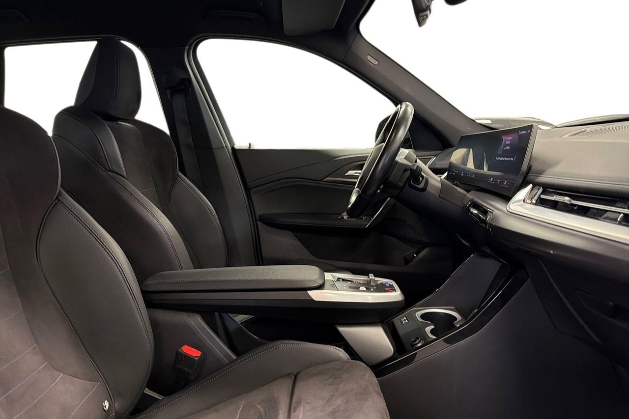 BMW iX1 xDrive 30 M-sport 2023, bild 6/10