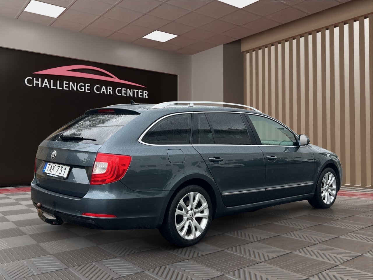 Skoda Superb 2015, bild 6/10