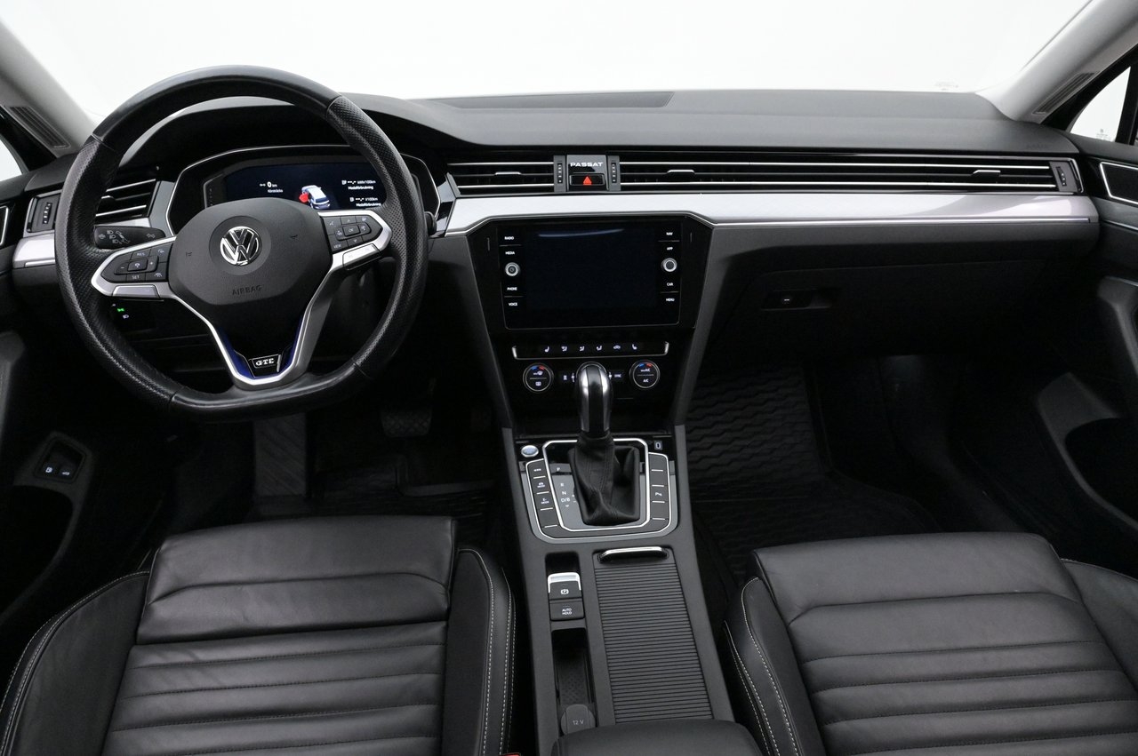 Volkswagen Passat 2020, bild 6/10