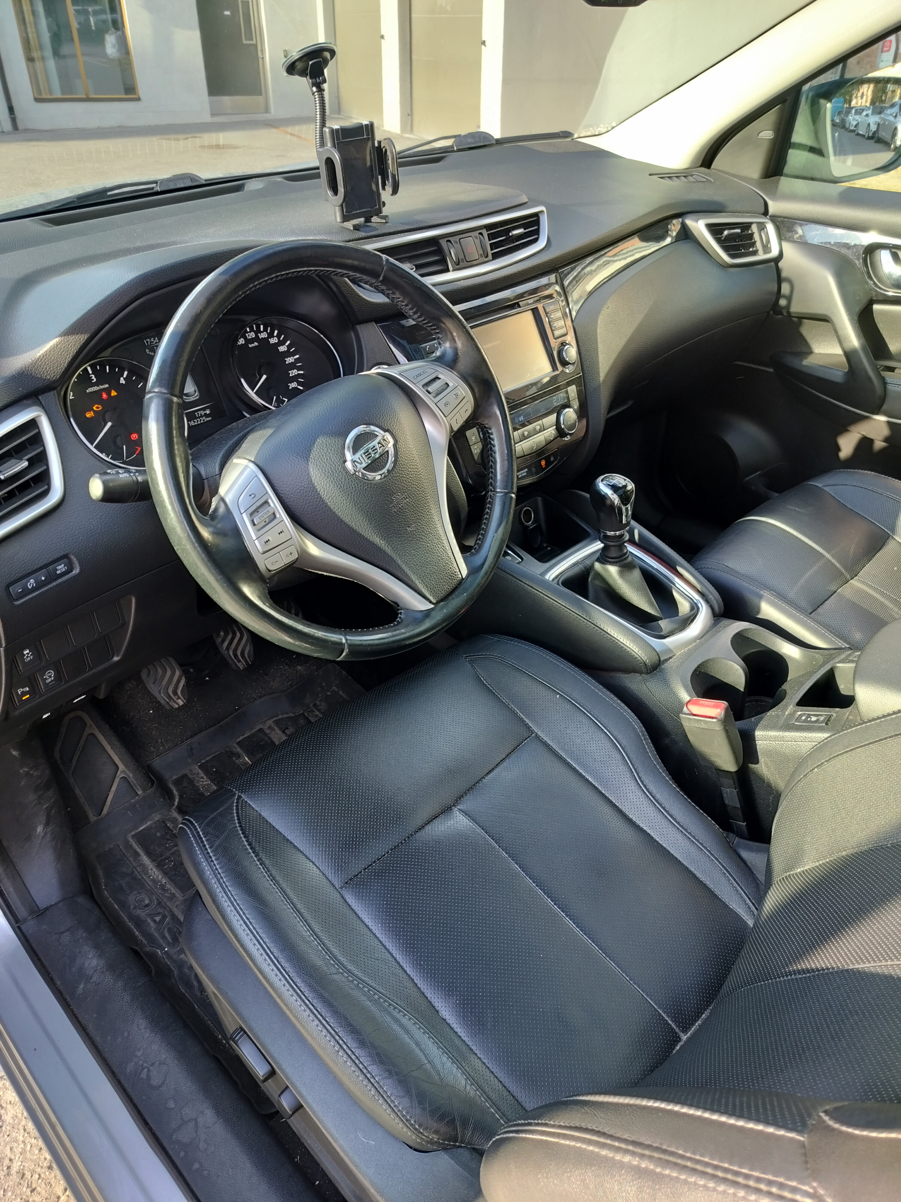 Nissan Qashqai 2015, bild 2/5